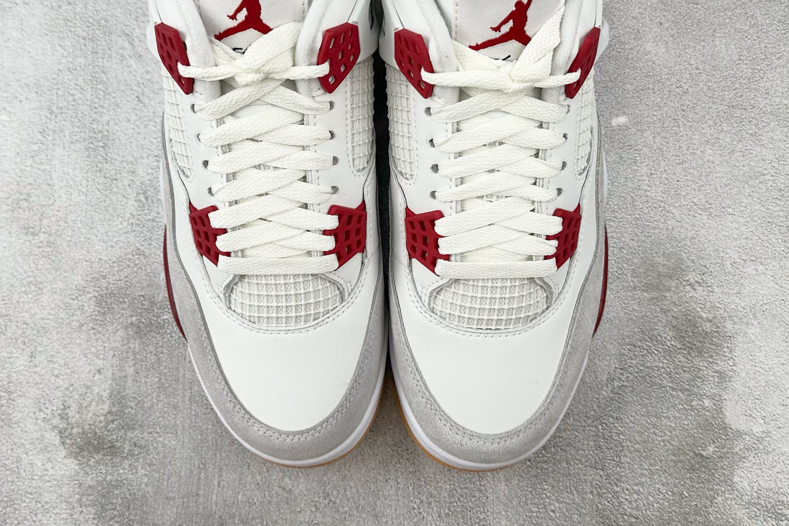 口碑神作 Nike SB x Jordan Air Jordan 4 ”Varsity Red”联名款 白红 DR5415-106