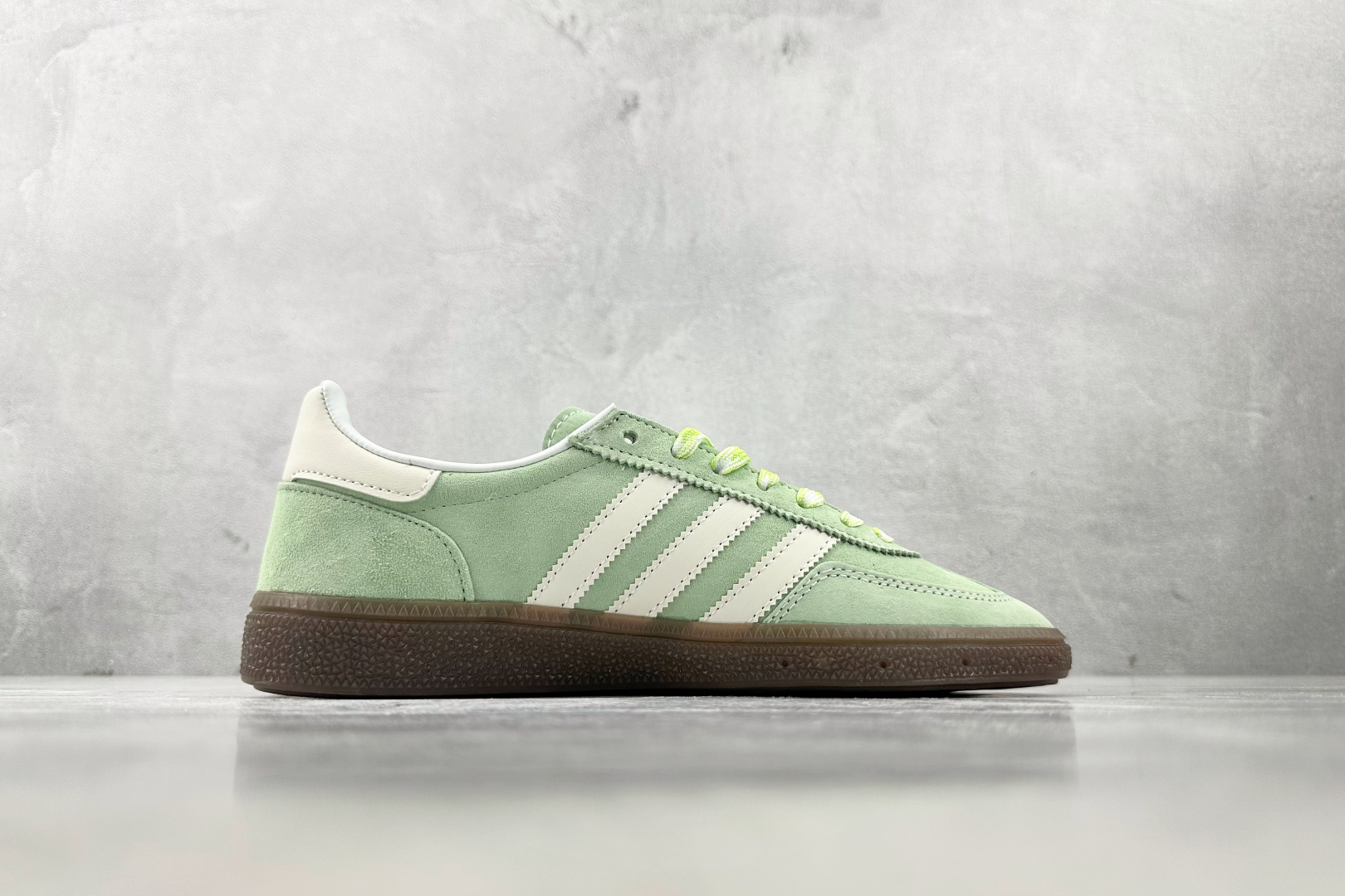 adidas originals HANDBALL SPEZIAL 绿白 KI5932