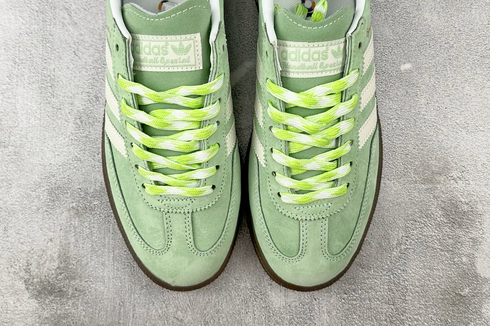 adidas originals HANDBALL SPEZIAL 绿白 KI5932