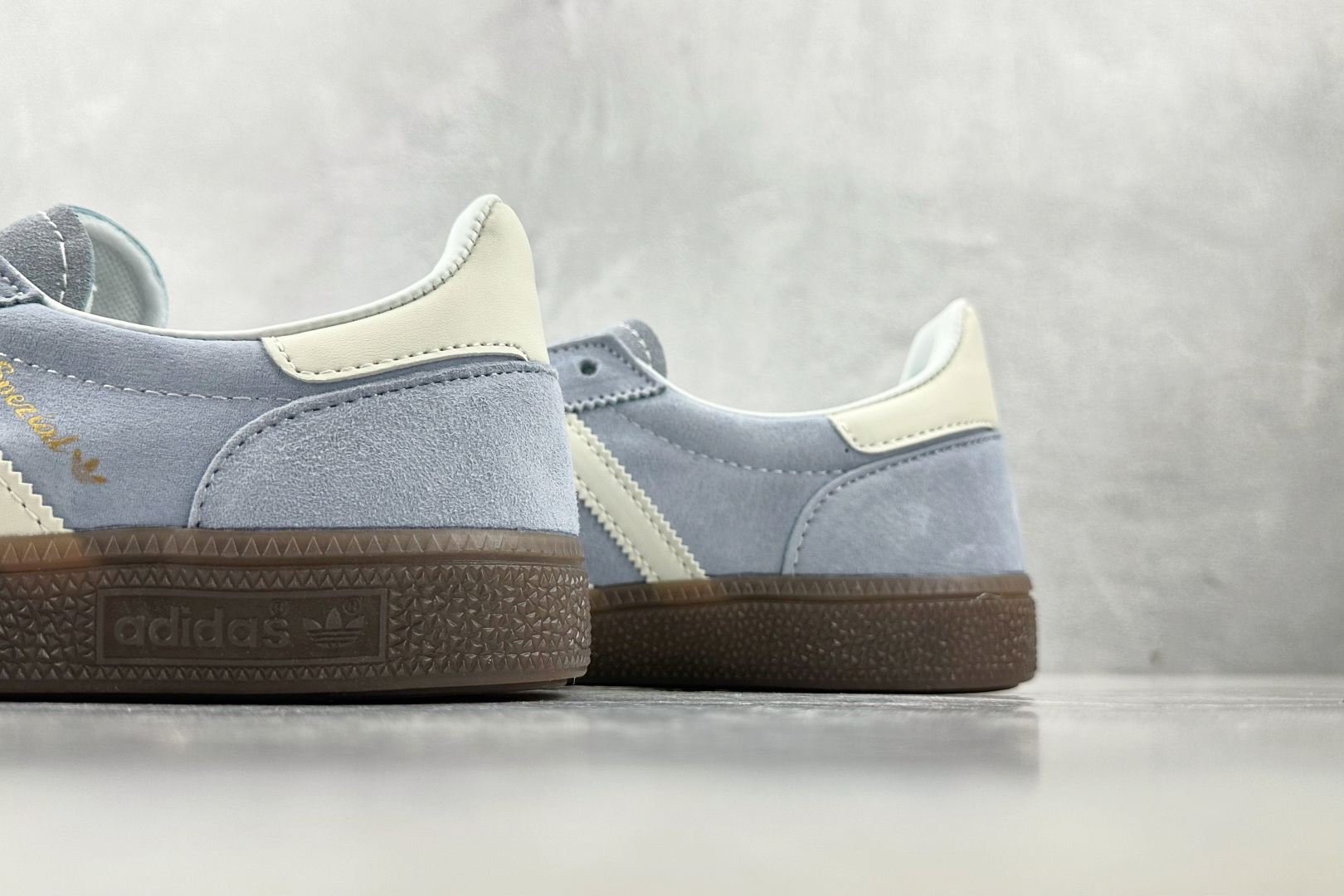 adidas originals HANDBALL SPEZIAL 蓝白 KI5933