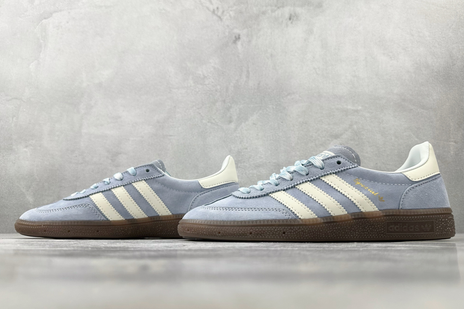 adidas originals HANDBALL SPEZIAL 蓝白 KI5933