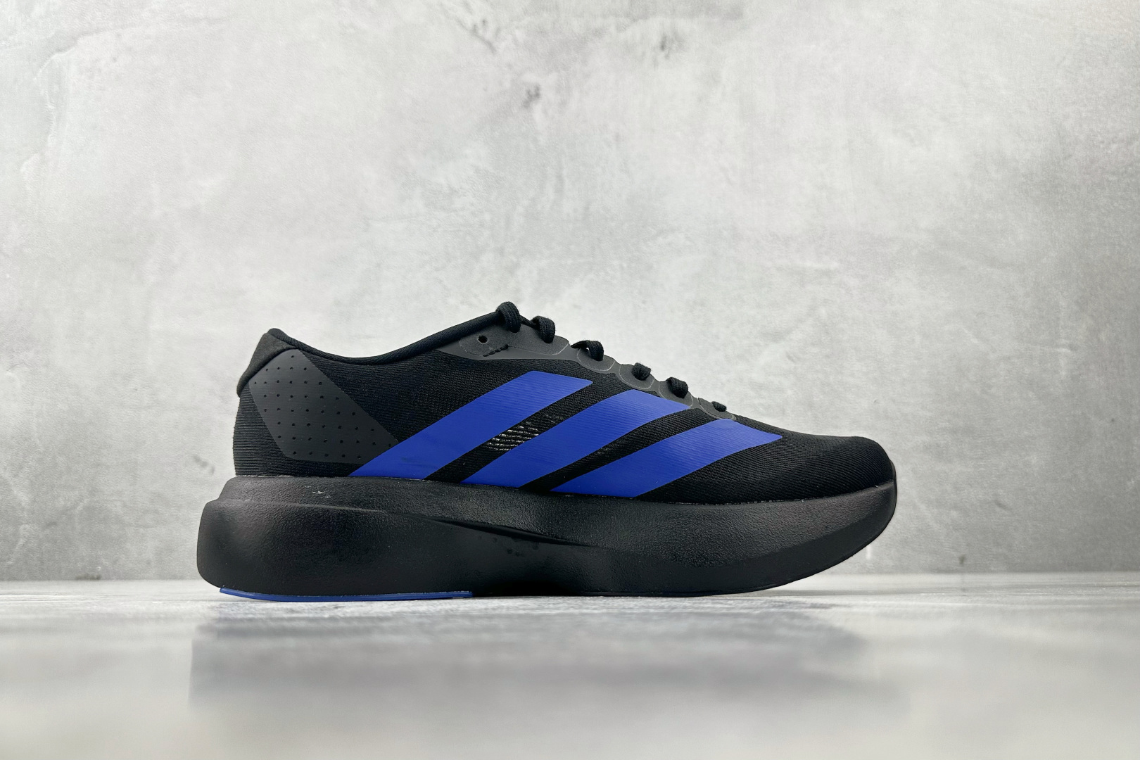 全新工厂开发 adidas Adizero Evo SL 黑蓝 JP7148