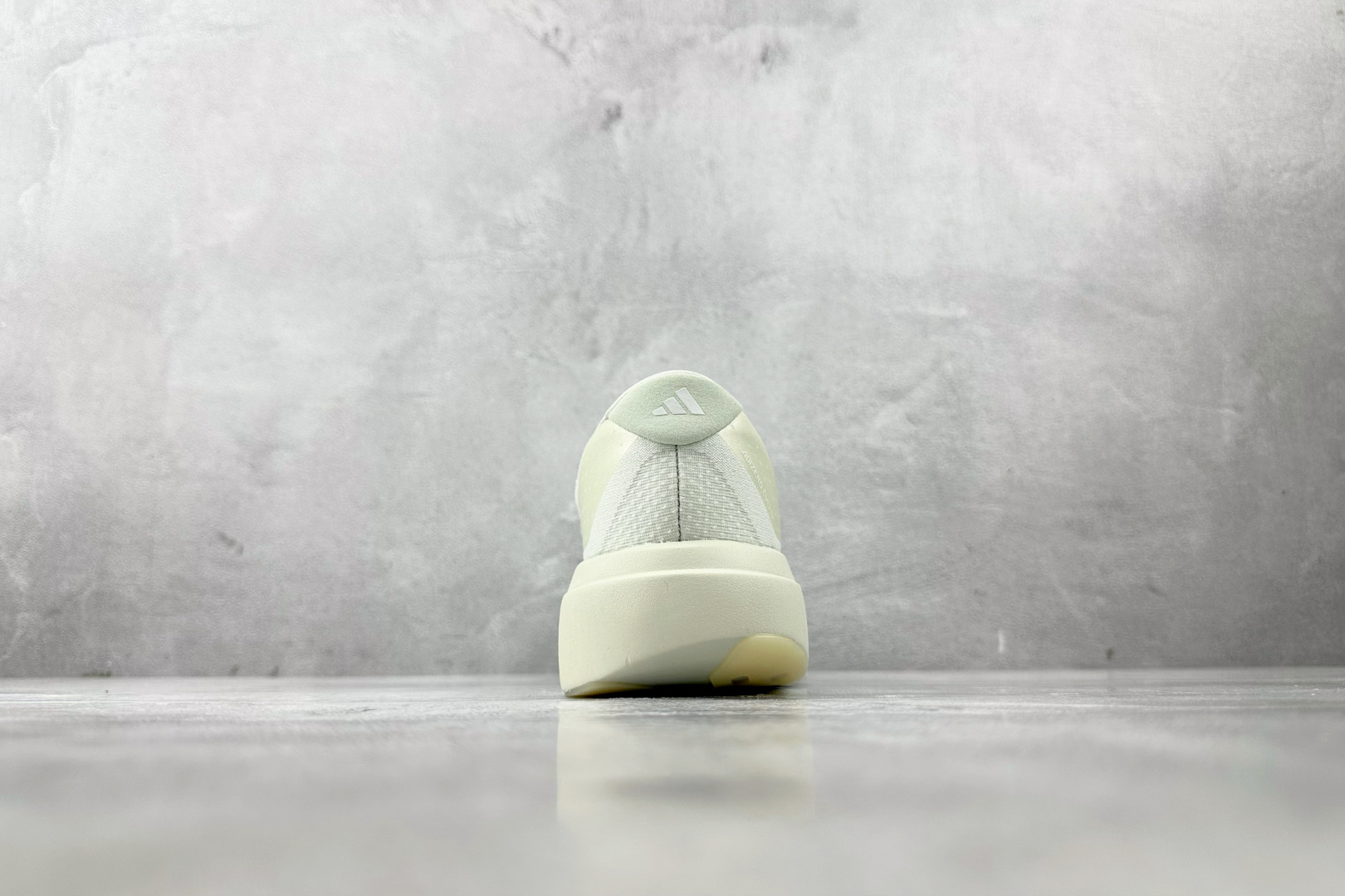 全新工厂开发 adidas Adizero Evo SL 灰银色 JR3418