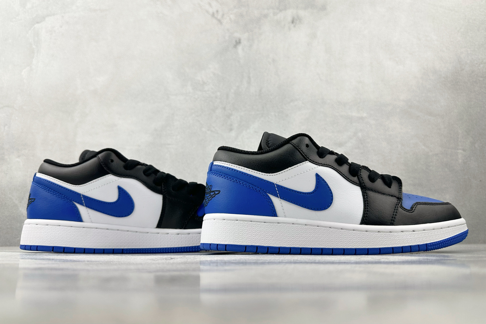 Jordan Air Jordan 1 Low ”Royal Toe” 黑蓝白 553558-140