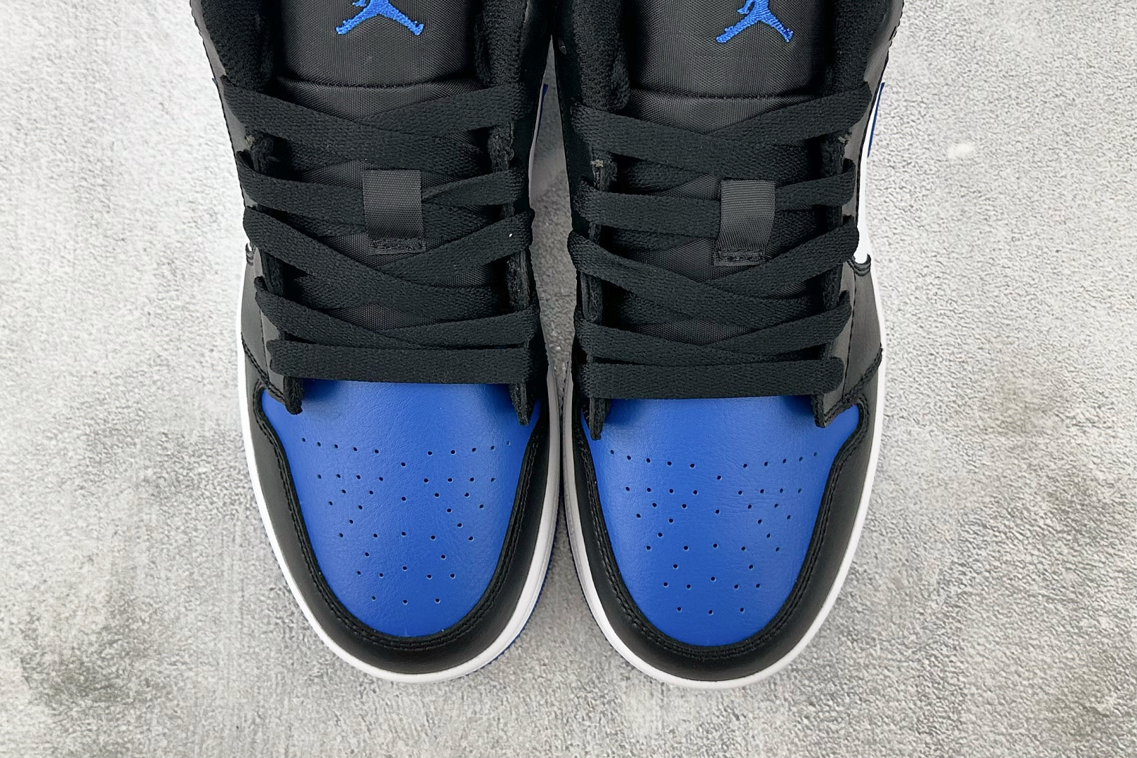 Jordan Air Jordan 1 Low ”Royal Toe” 黑蓝白 553558-140
