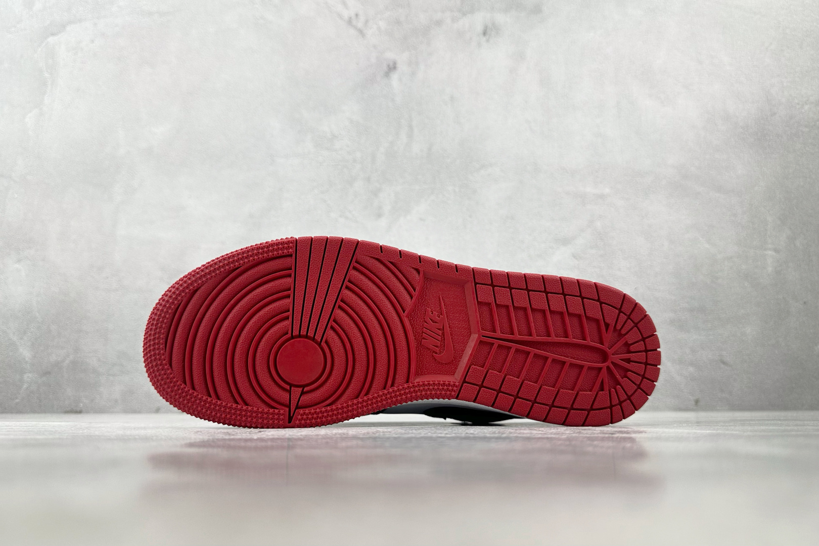 Jordan Air Jordan 1 Low 黑红 553560-612