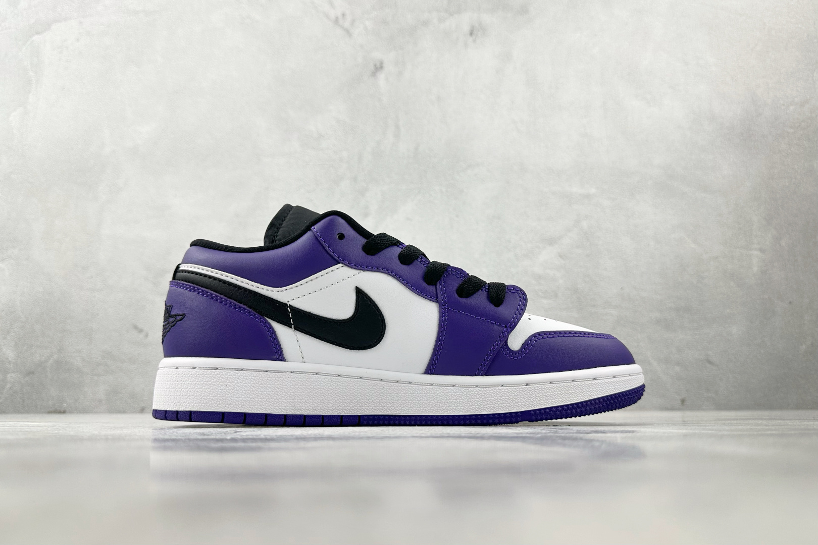 Jordan Air Jordan 1 “court purple” 紫脚趾 白紫 553558-500