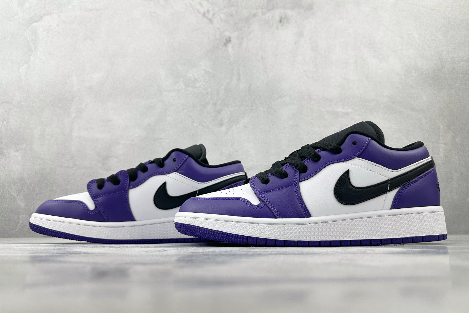 Jordan Air Jordan 1 “court purple” 紫脚趾 白紫 553558-500