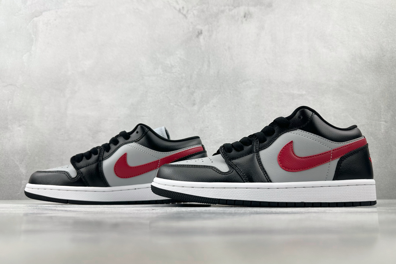 Jordan Air Jordan 1 Low 黑红 DC0774-062