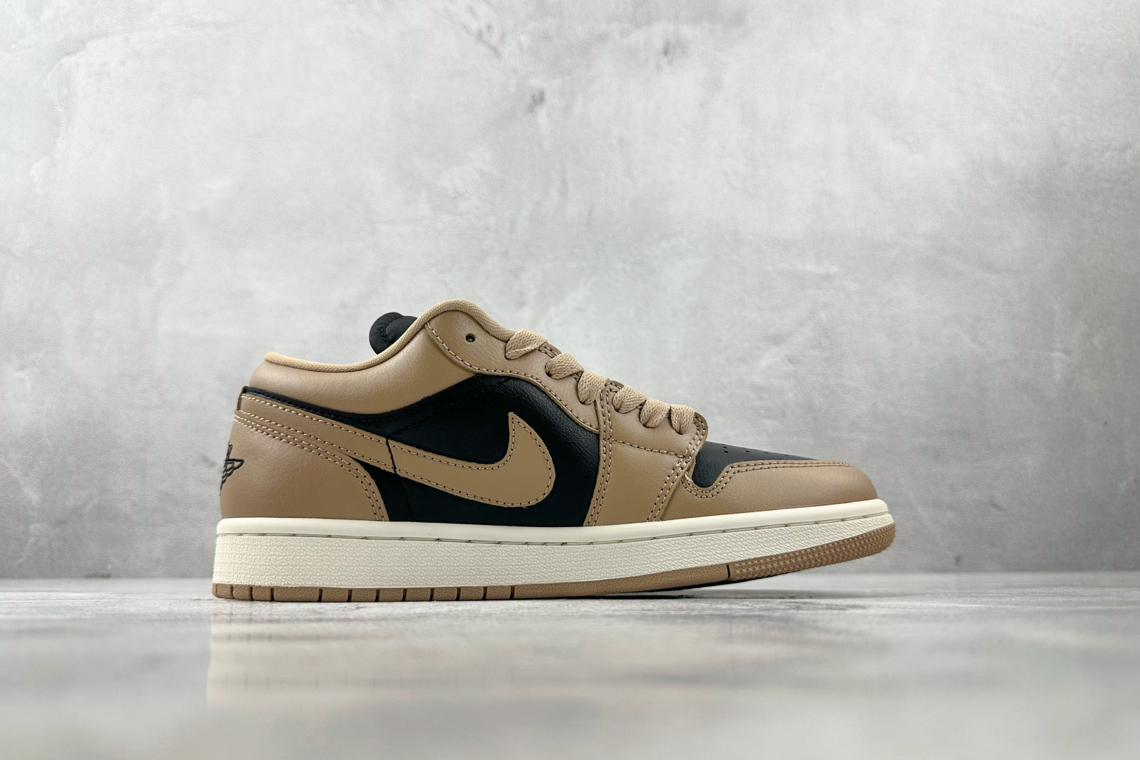 Jordan Air Jordan 1 Low 棕黑色 DC0774-201