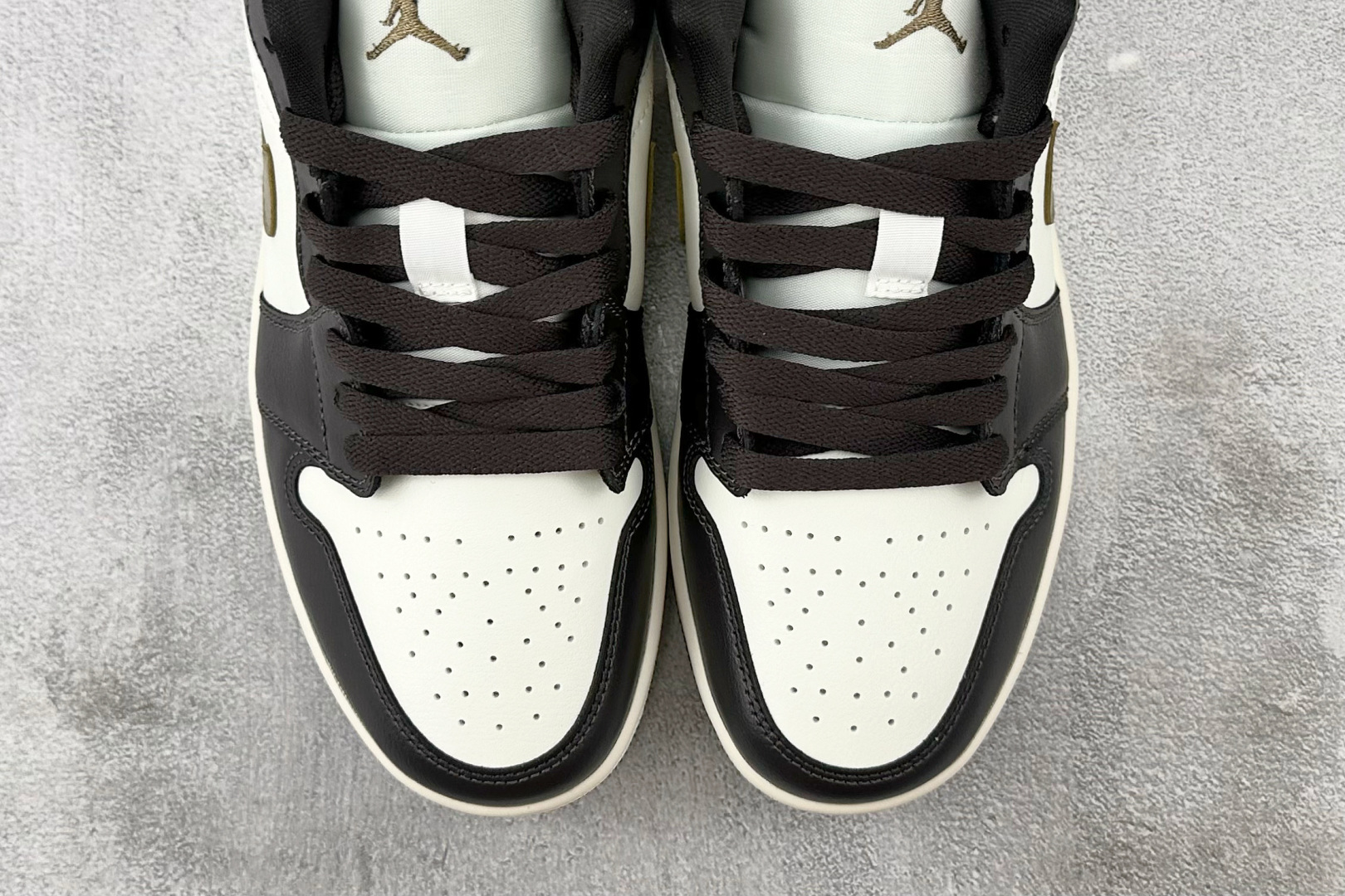 Jordan Air Jordan 1 金钩摩卡 棕色 DC0774-200