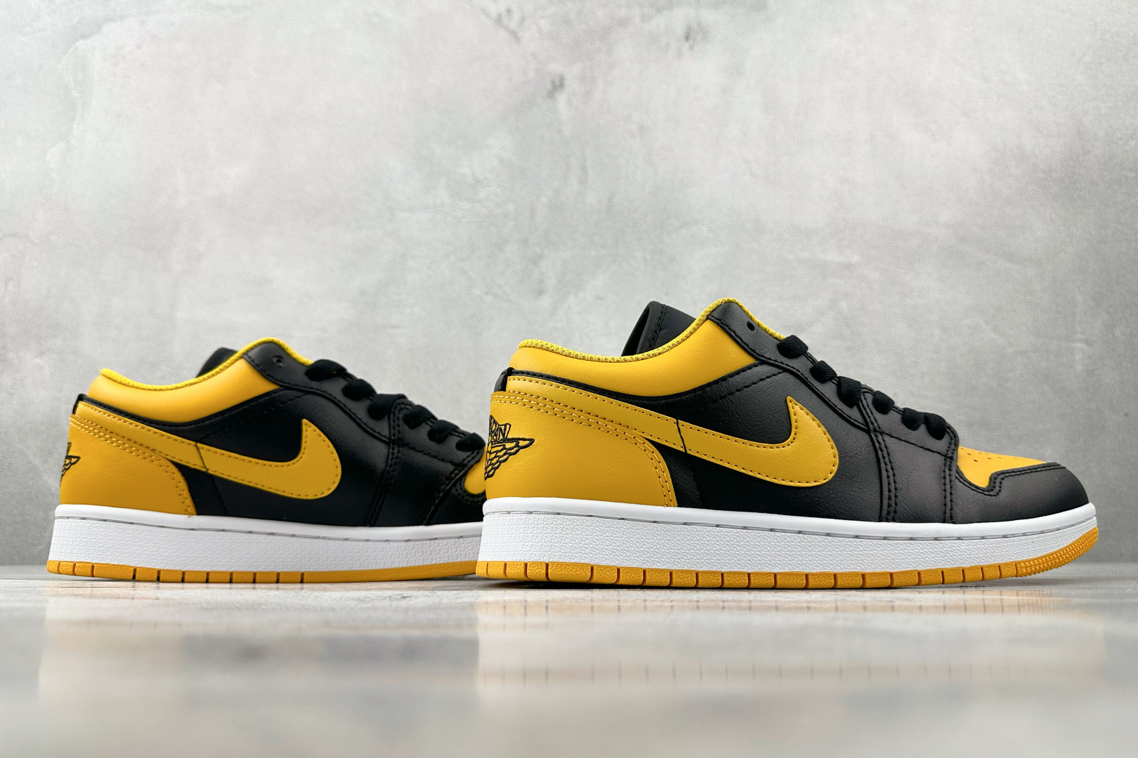 Jordan Air Jordan 1 Low 黑黄色 553560-072