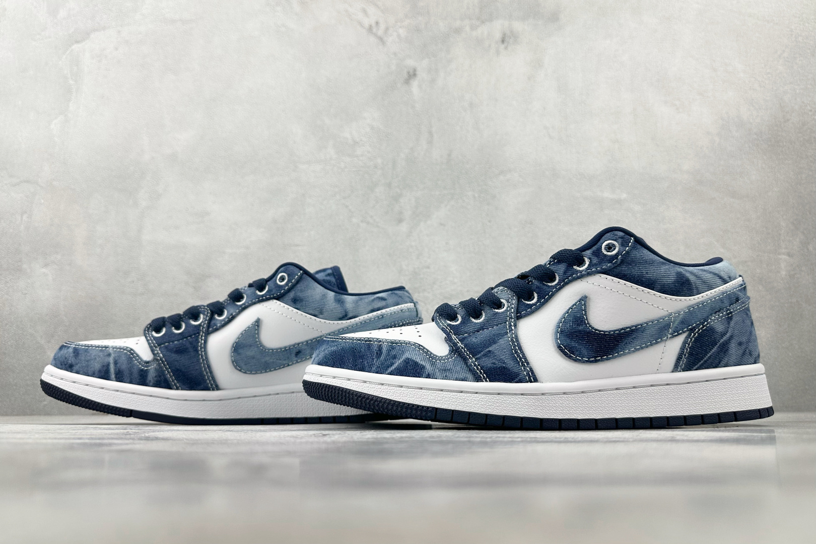 Jordan Air Jordan 1 Low 牛仔布 白蓝 CZ8455-100