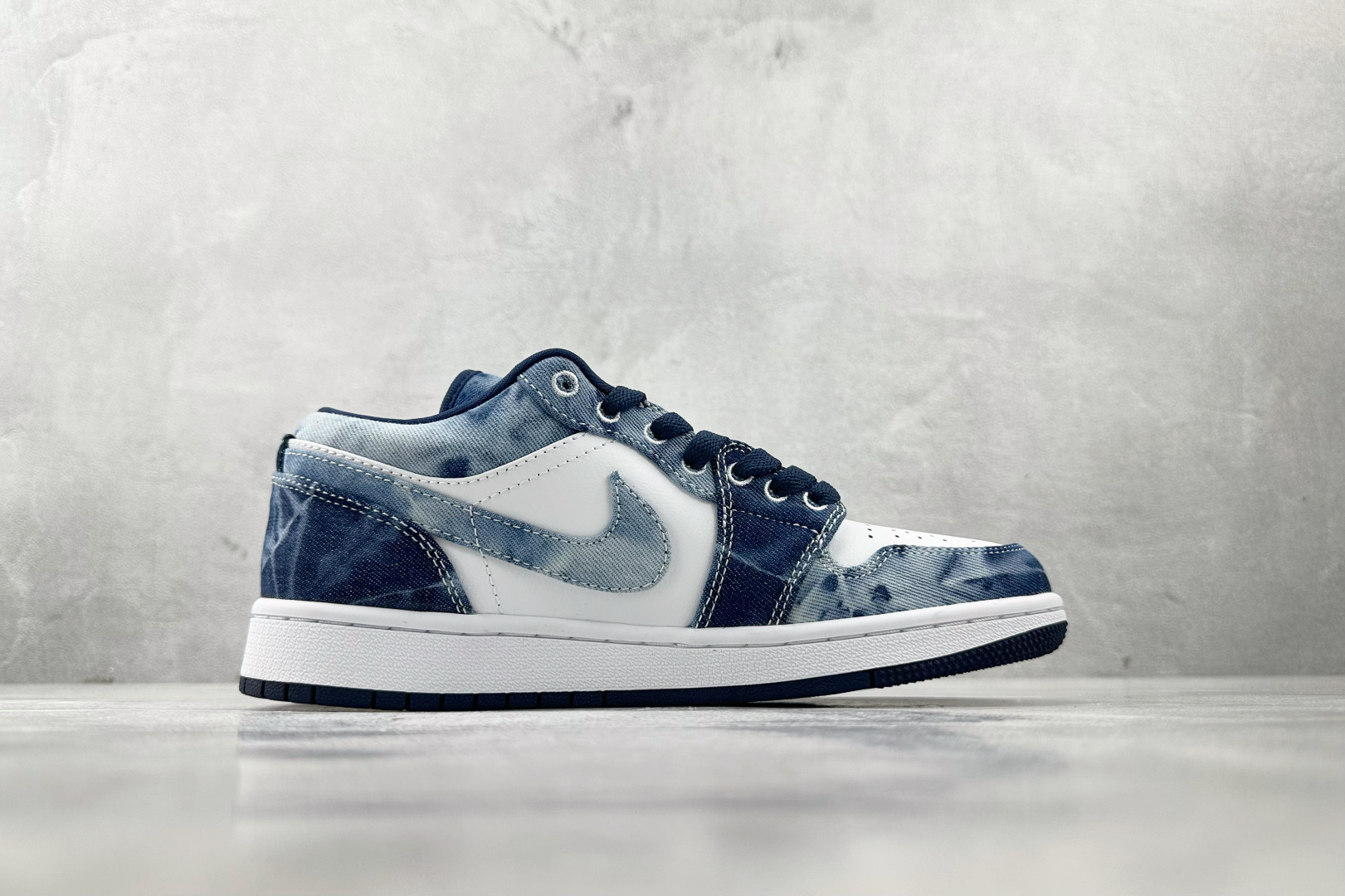 Jordan Air Jordan 1 Low 牛仔布 白蓝 CZ8455-100