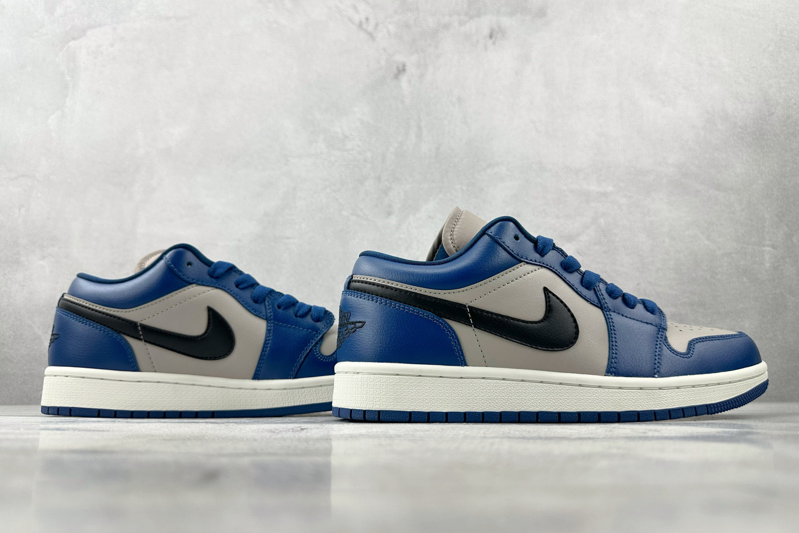 Jordan Air Jordan 1 Low 蓝灰色 DC0774-402