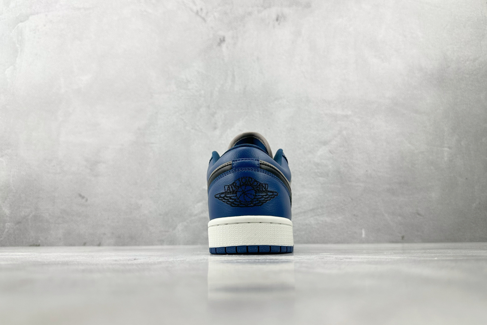 Jordan Air Jordan 1 Low 蓝灰色 DC0774-402