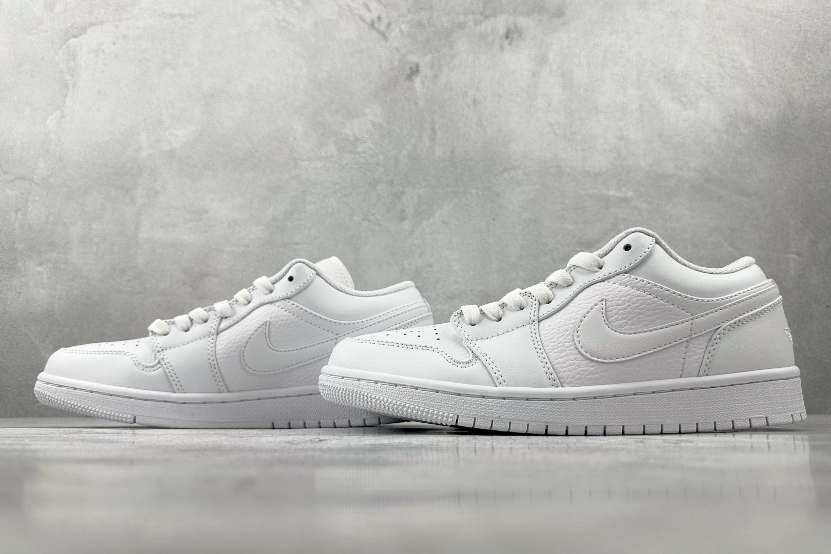 Jordan Air Jordan 1 Low 纯白 553558-109