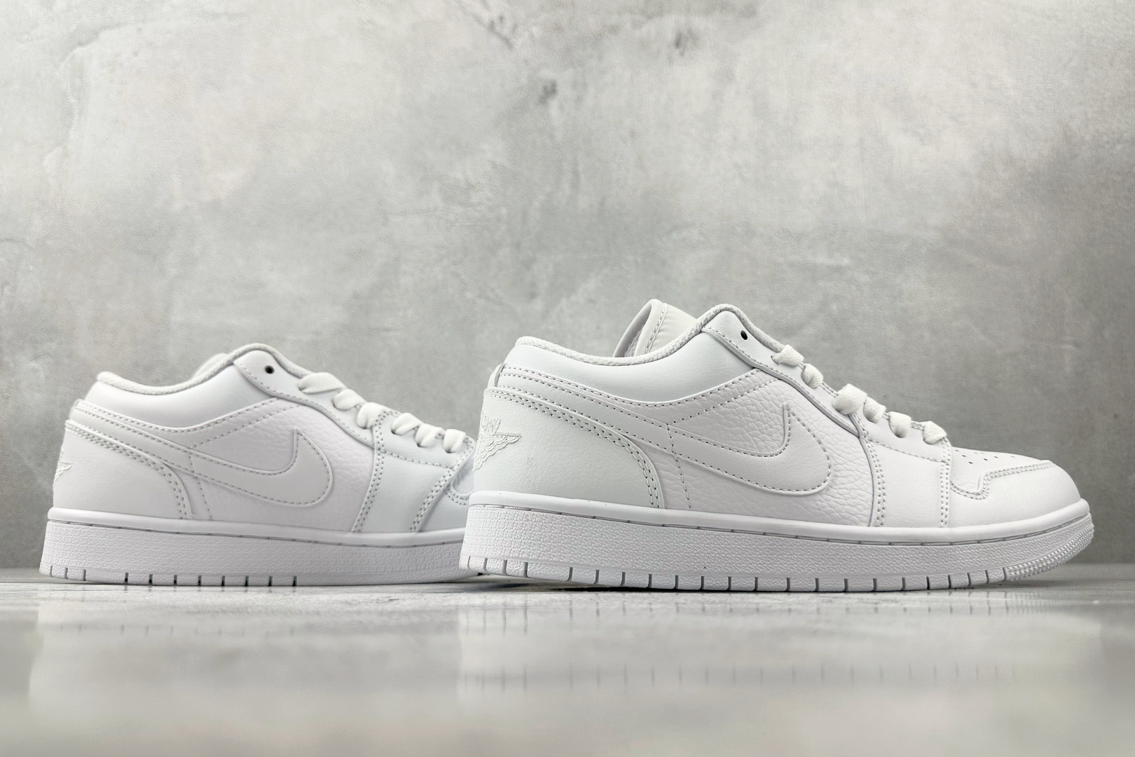 Jordan Air Jordan 1 Low 纯白 553558-109
