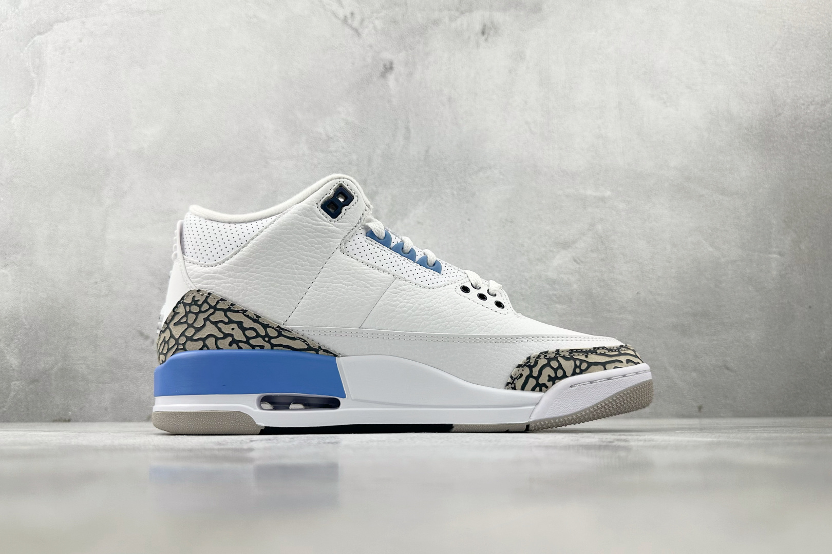 顶级纯原 Jordan Air Jordan 3 retro ”unc 北卡蓝 CT8532-104