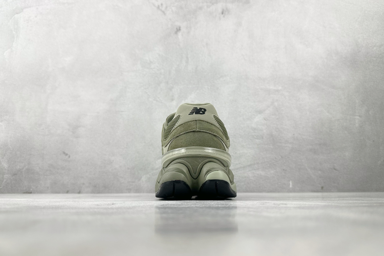 大厂出品 New Balance NB 9060 橄榄绿 U9060ZGD