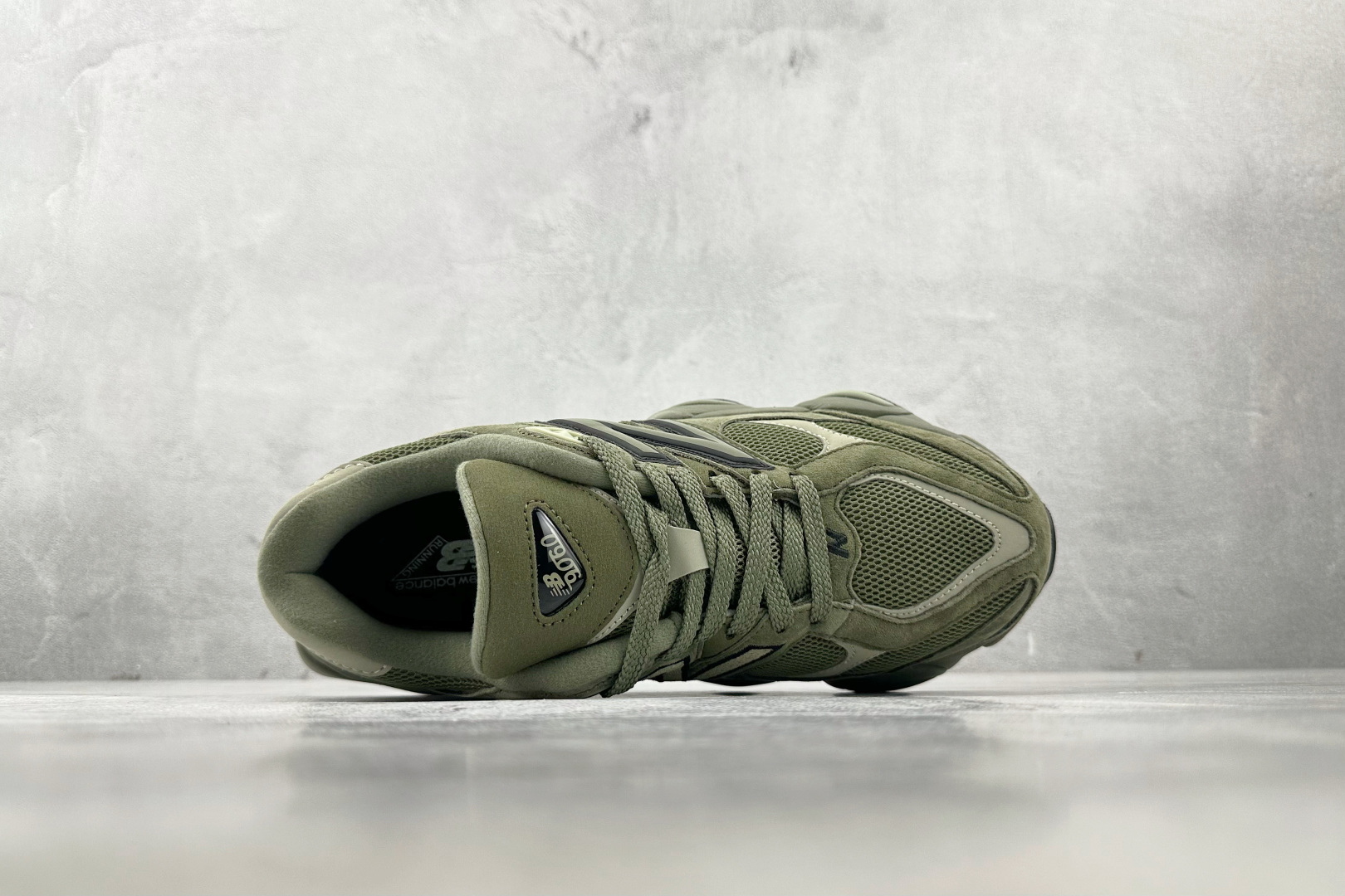 大厂出品 New Balance NB 9060 橄榄绿 U9060ZGD