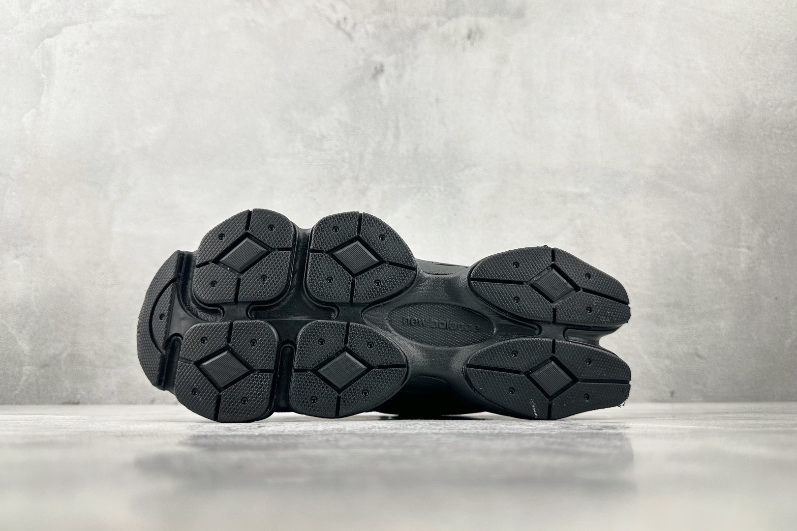 大厂出品 New Balance NB 9060 黑色 U9060FOS
