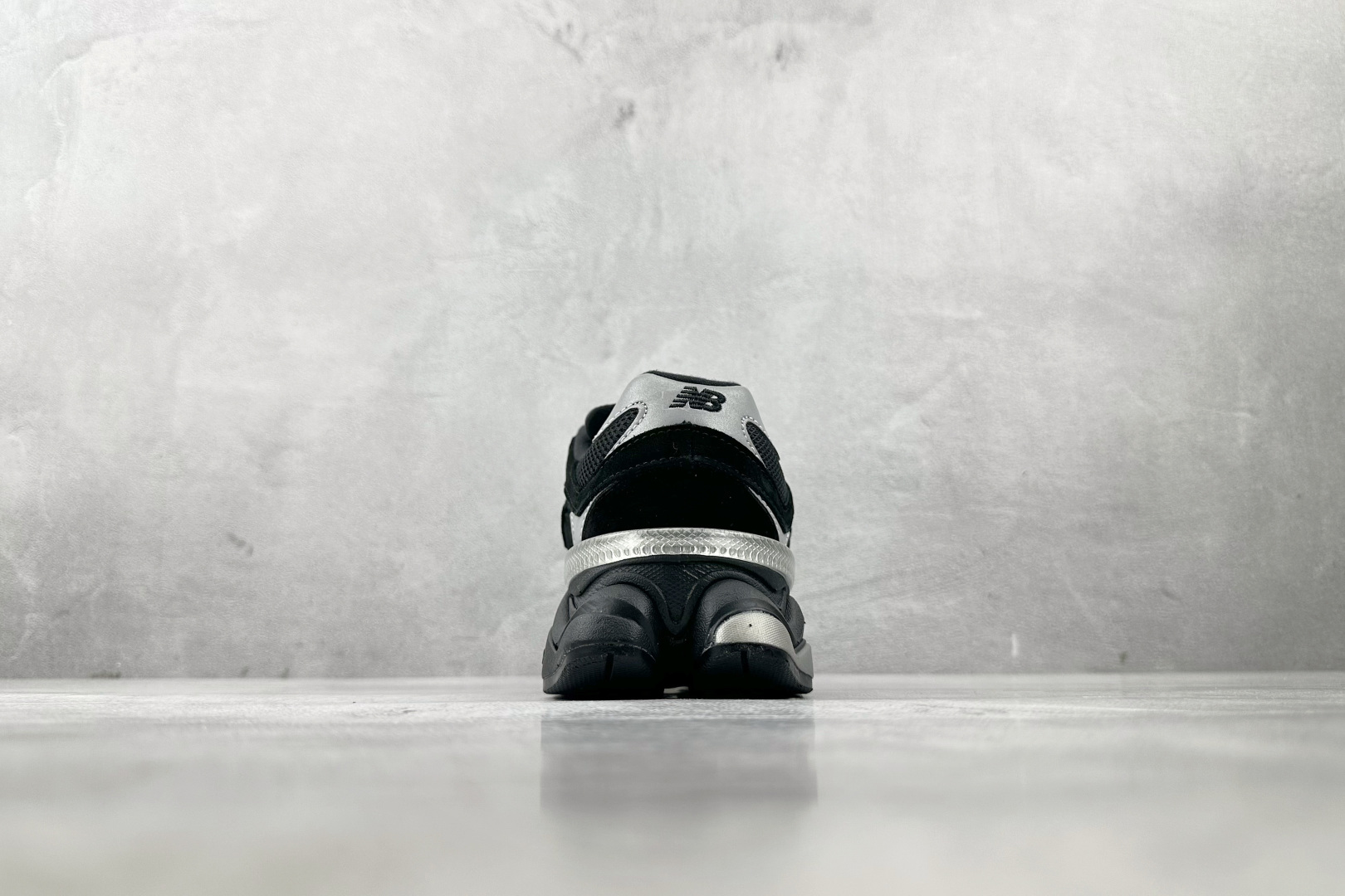 大厂出品 New Balance NB 9060 黑色 U9060FOS