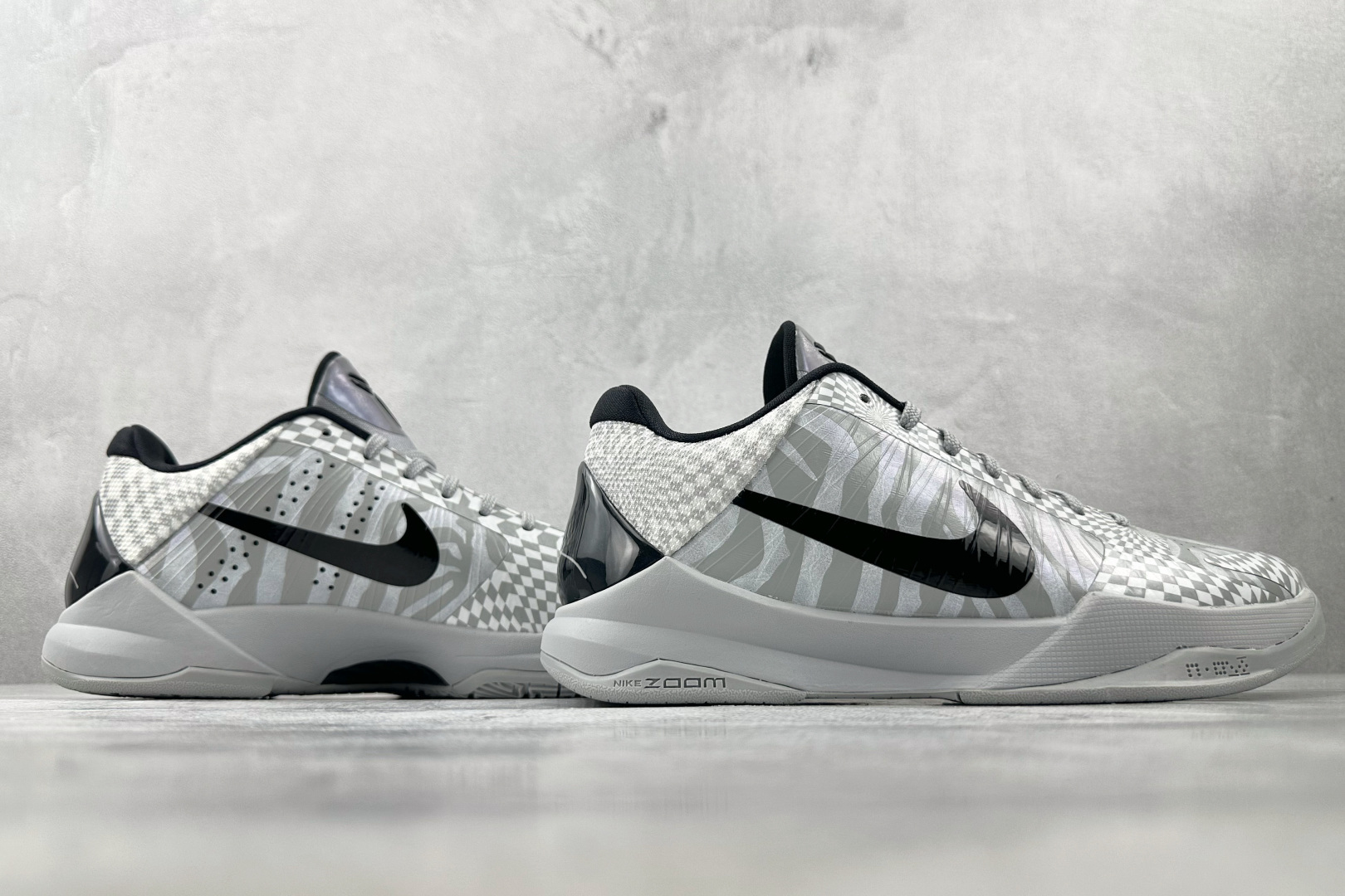 Nike Zoom Kobe 5 Protro ”Zebra” 白灰斑马 CD4991-003