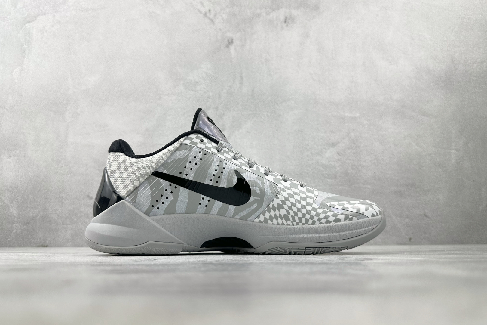 Nike Zoom Kobe 5 Protro ”Zebra” 白灰斑马 CD4991-003
