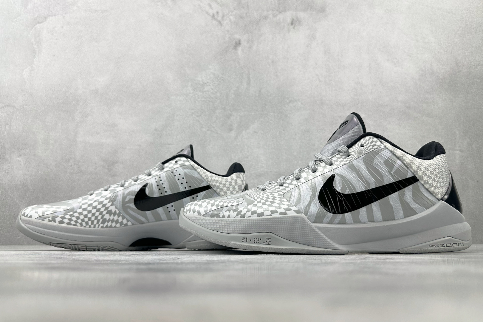 Nike Zoom Kobe 5 Protro ”Zebra” 白灰斑马 CD4991-003