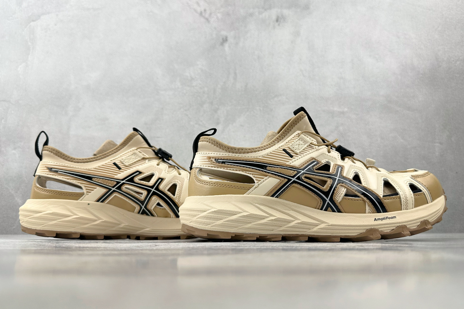 品质升级 Asics Gel-Sonoma se 卡其色 1203A670-250