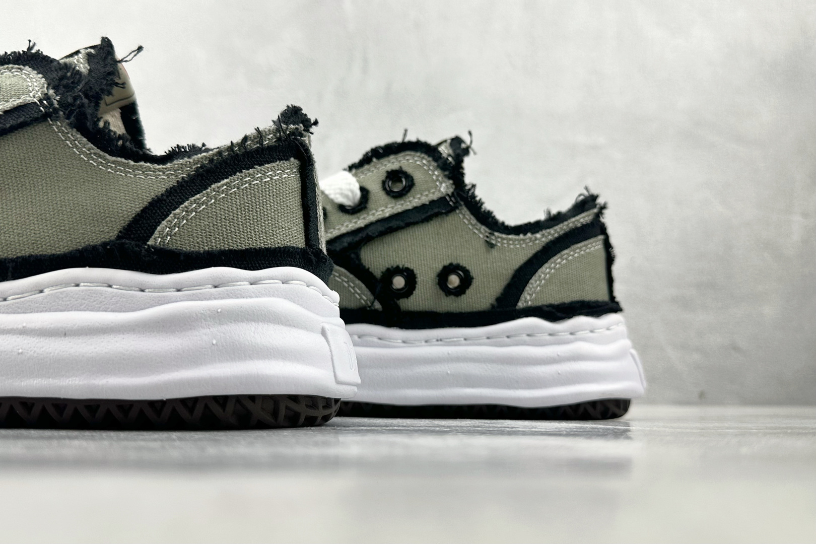 MIHARA YASUHIRO三原康裕 Peterson Hank Sole 卡其色 A09FW721