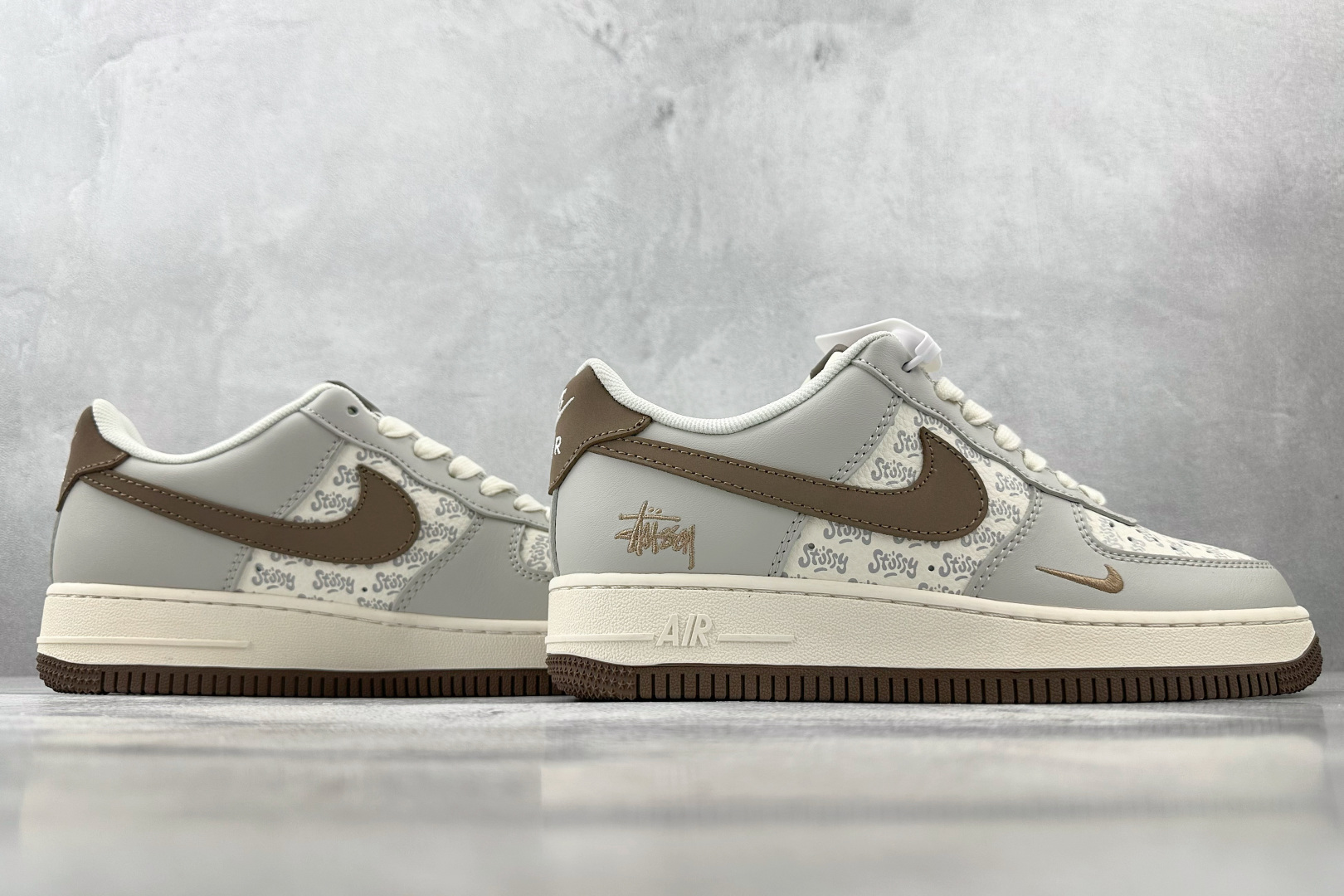Nike Air Force 1'07 斯图西 联名 灰白 ZH2598-320