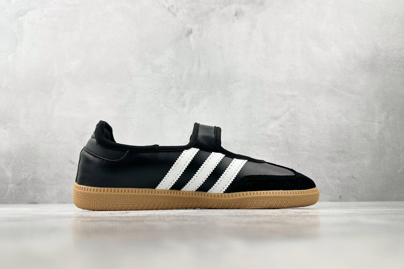 adidas originals Samba Jane 黑色 JQ6445