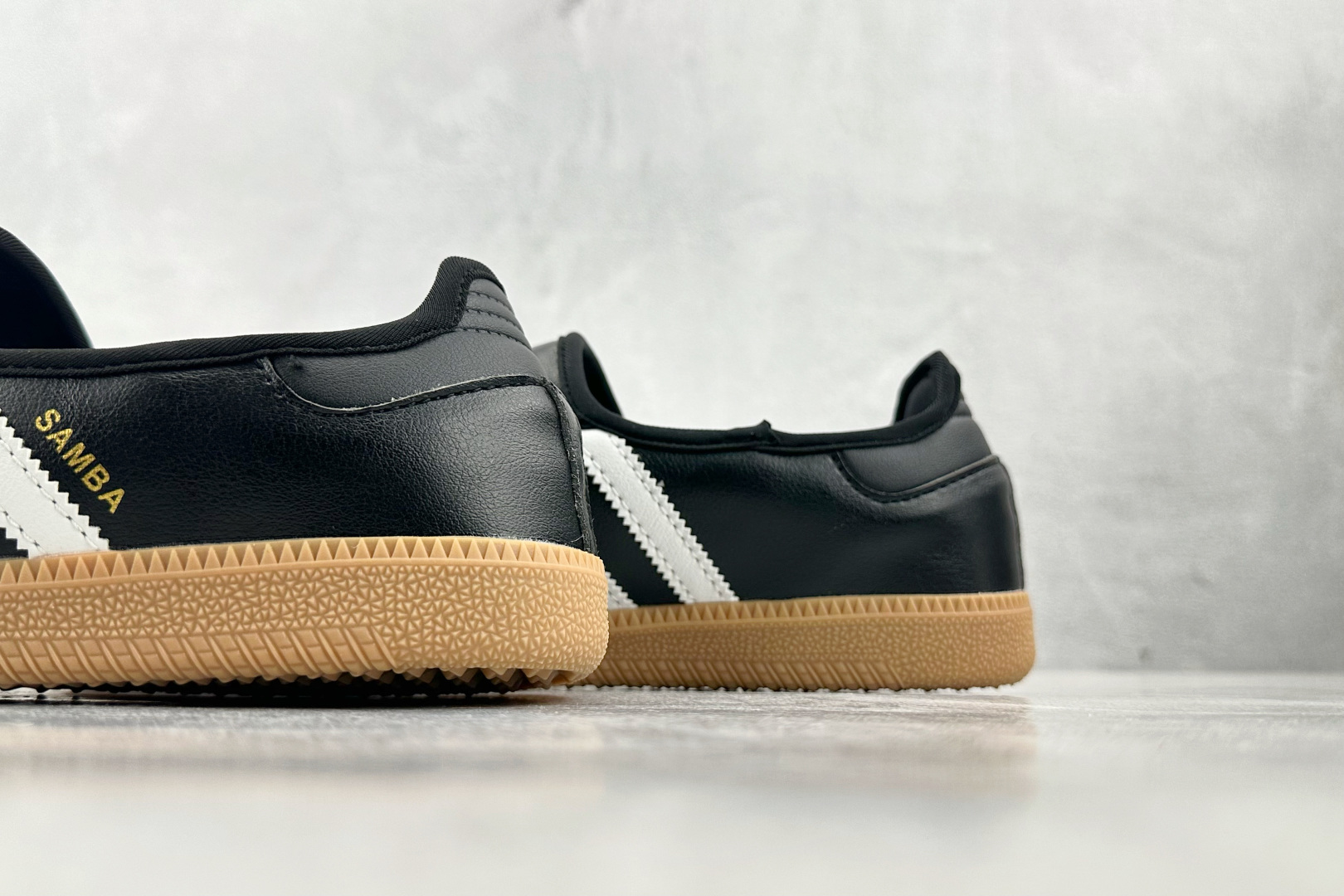 adidas originals Samba Jane 黑色 JQ6445