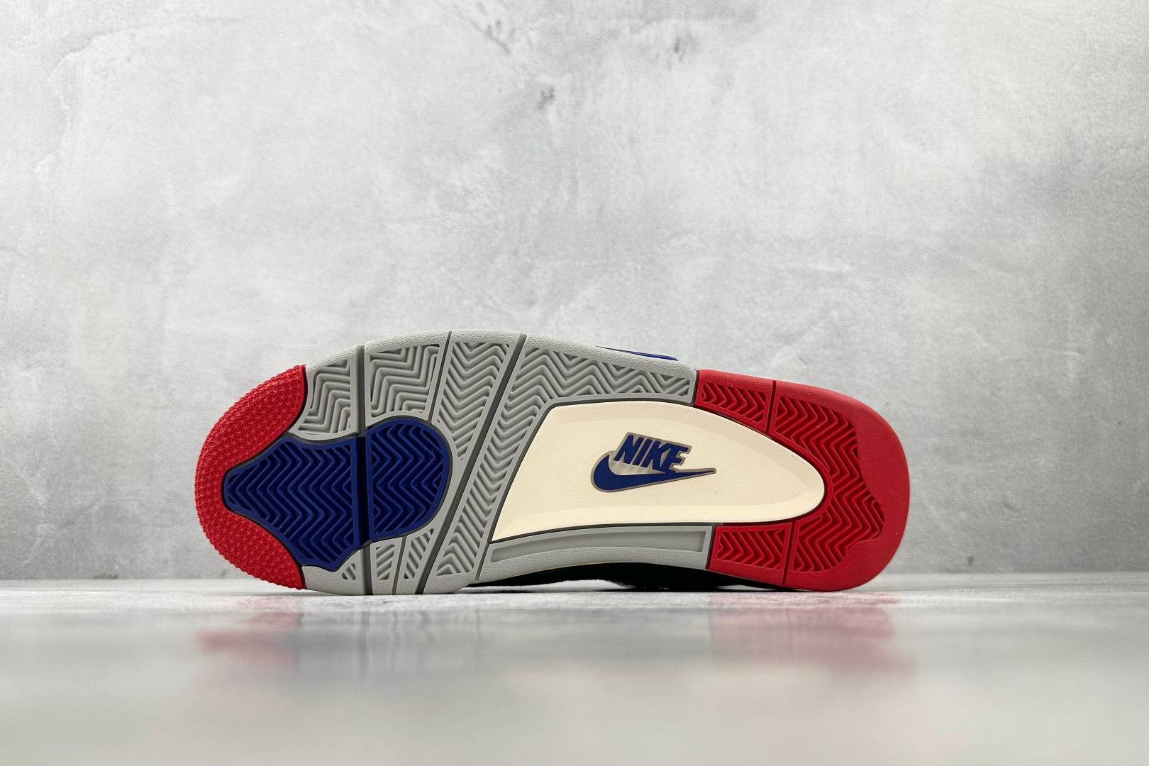 顶级纯原 Jordan Air Jordan 4 Rare Air “Laser” 黑灰 FV5029-003