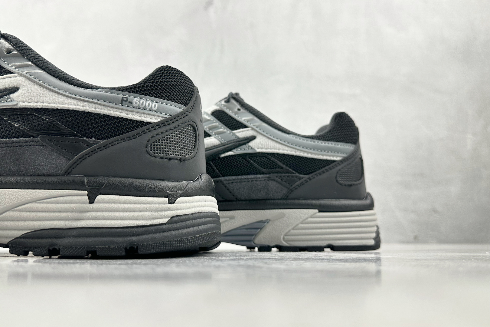 综合版 Nike P-6000 黑灰色 HQ3818-001 综合版 Nike P-6000 黑灰色 HQ3818-001