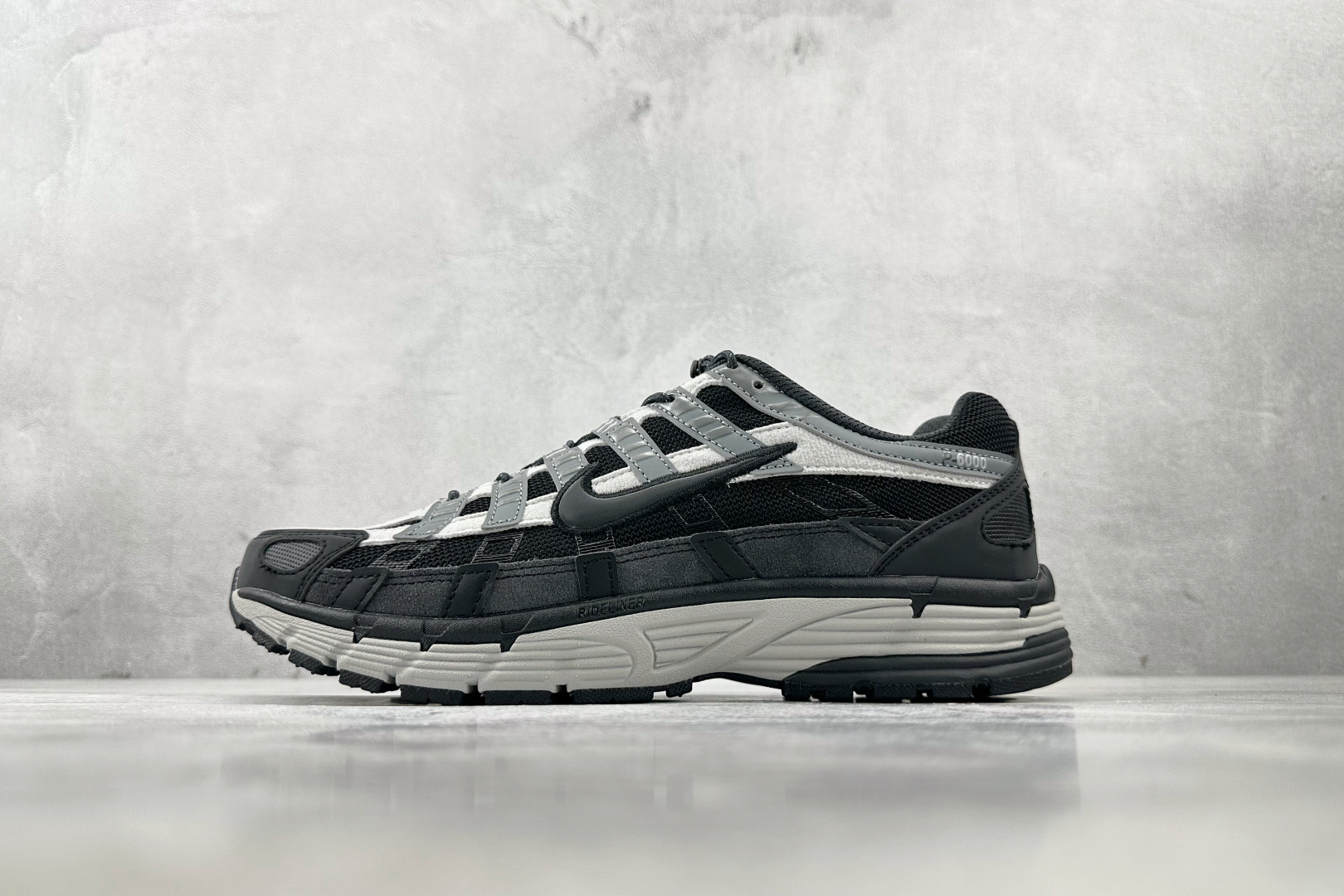 综合版 Nike P-6000 黑灰色 HQ3818-001 综合版 Nike P-6000 黑灰色 HQ3818-001