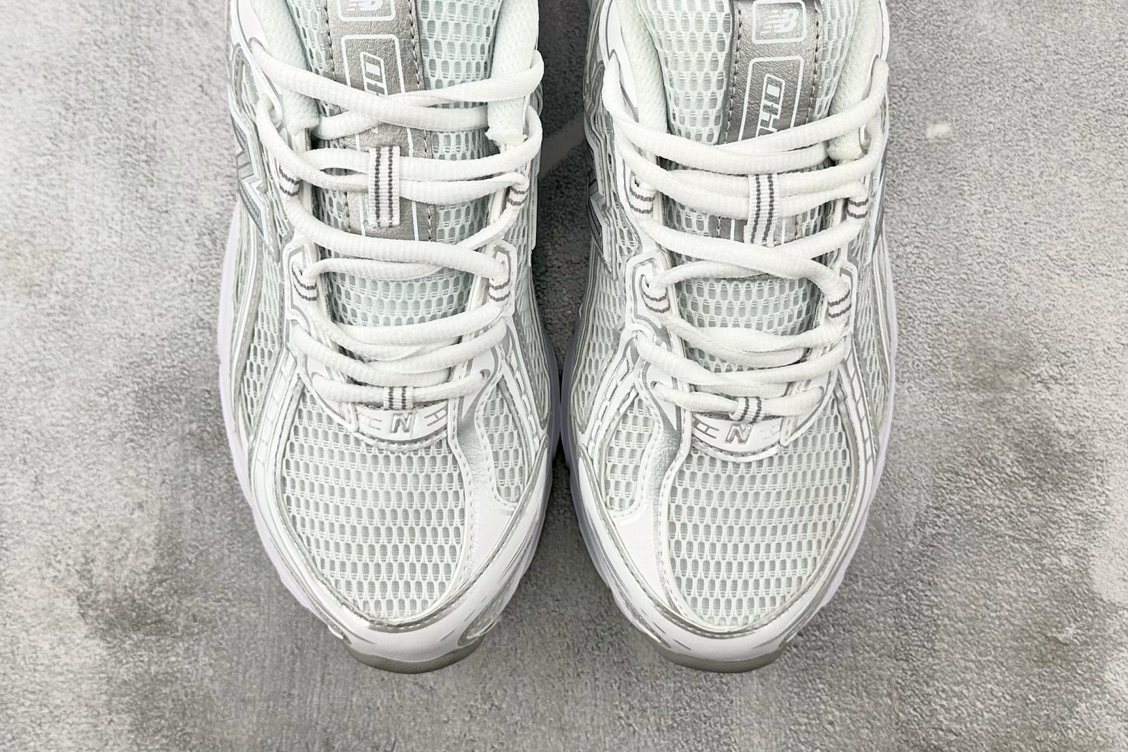 New Balance NB 740 白色货号：U740WM2尺码：36 36.5 37.5 38 38