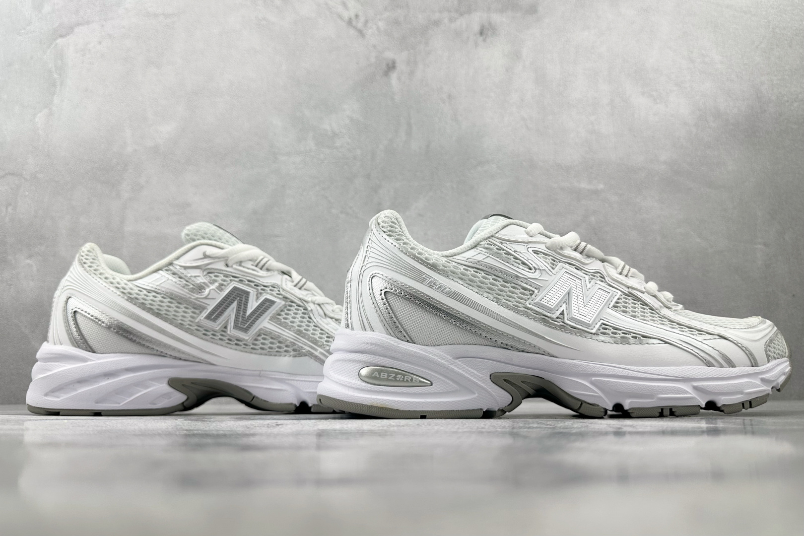 New Balance NB 740 白色货号：U740WM2尺码：36 36.5 37.5 38 38