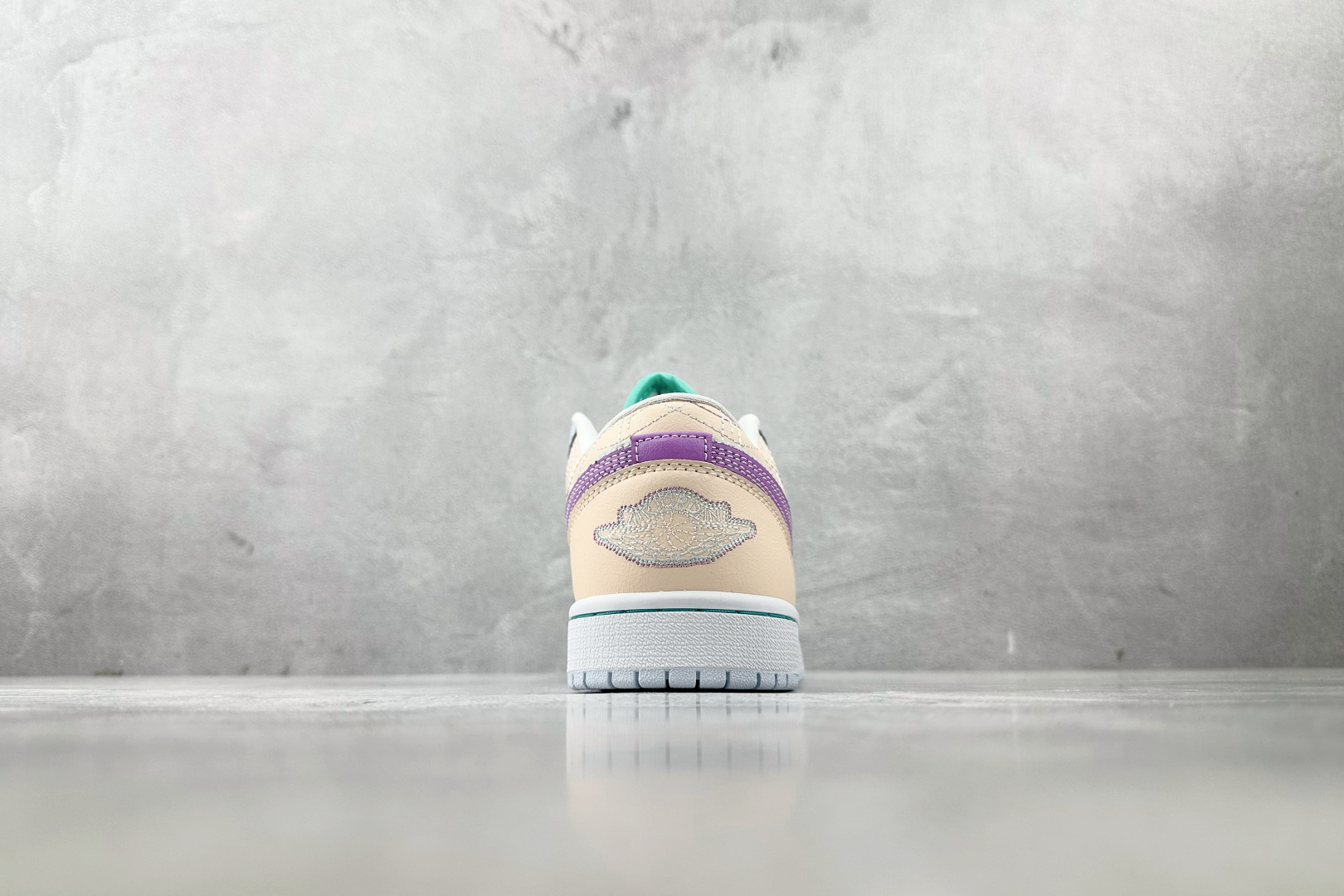 Jordan Air Jordan 1 Low 米粉色 FV3623-151