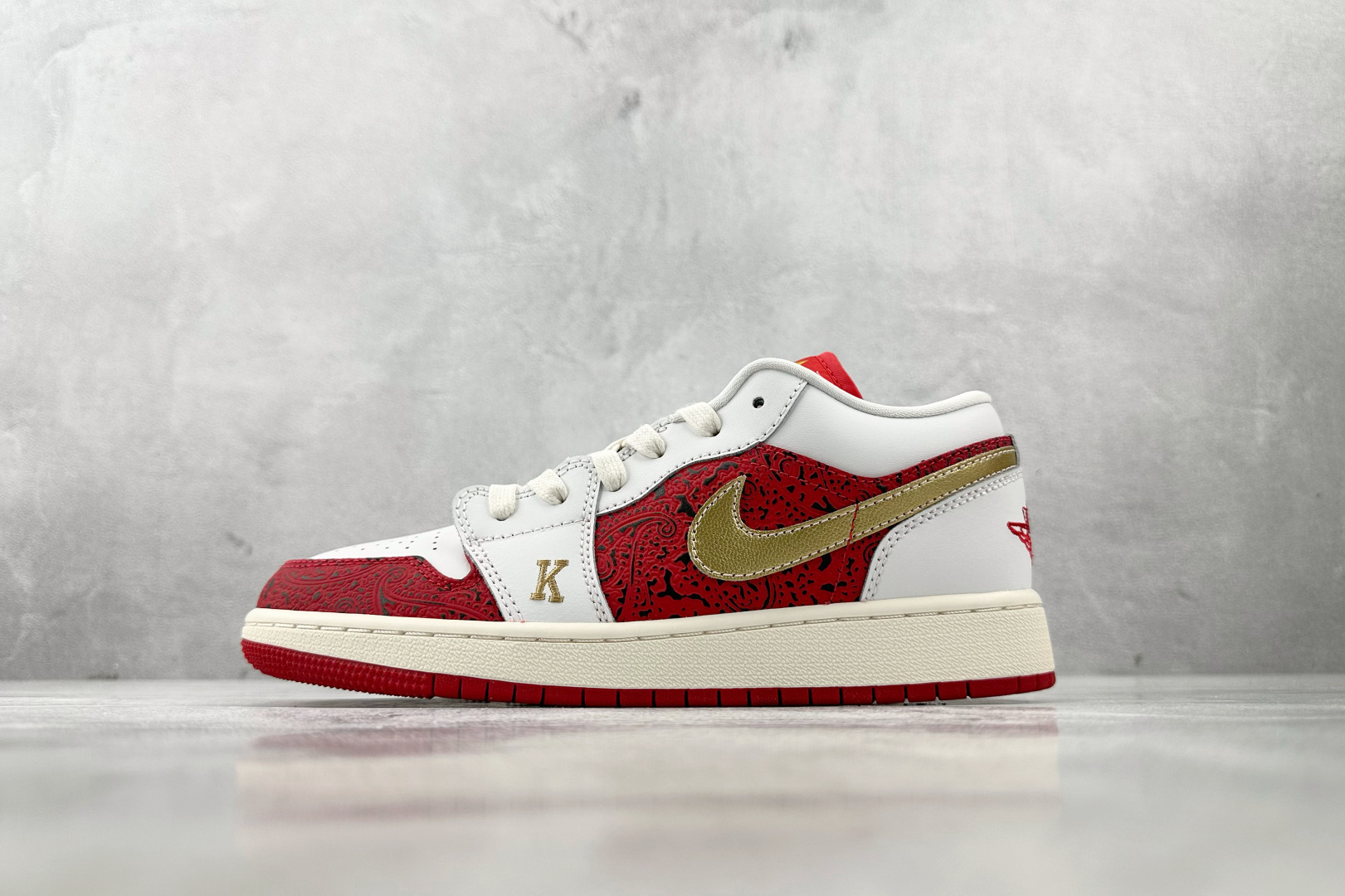 Jordan Air Jordan 1 Low SE FI ”Spades” Black Jack 白红金 DJ5185-100 Jordan Air Jordan 1 Low SE FI ”Spades” Black Jack 白红金 DJ5185-100