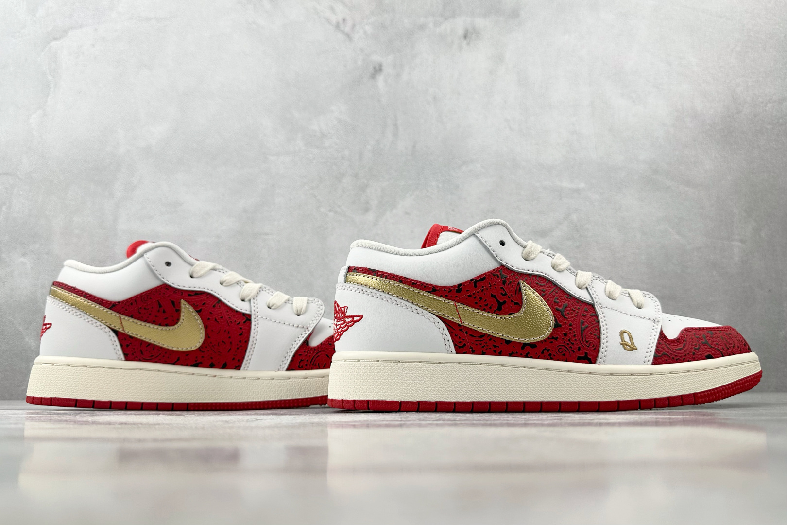 Jordan Air Jordan 1 Low SE FI ”Spades” Black Jack 白红金 DJ5185-100 Jordan Air Jordan 1 Low SE FI ”Spades” Black Jack 白红金 DJ5185-100