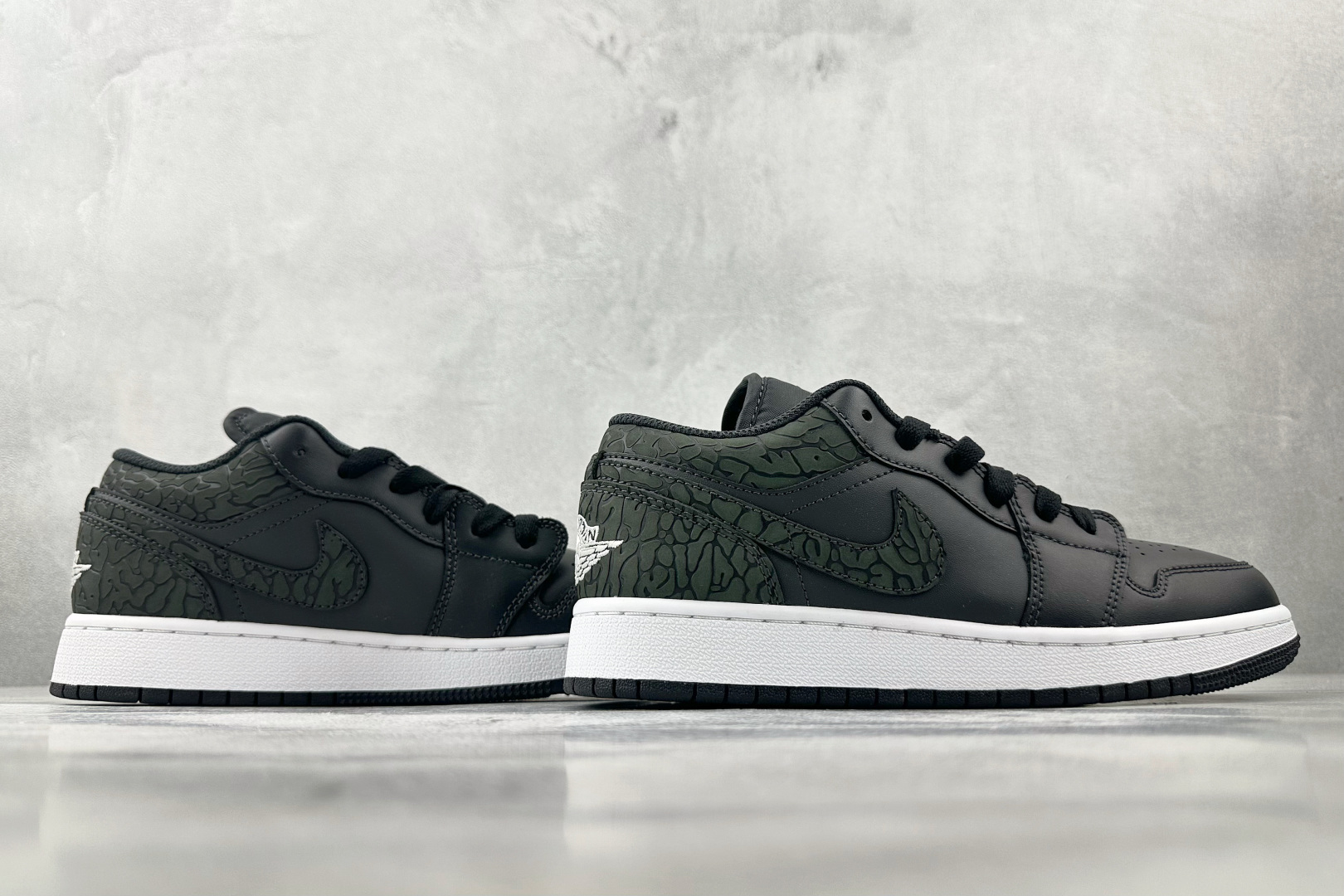 Jordan Air Jordan 1 low 黑色 FB9907-001 Jordan Air Jordan 1 low 黑色 FB9907-001