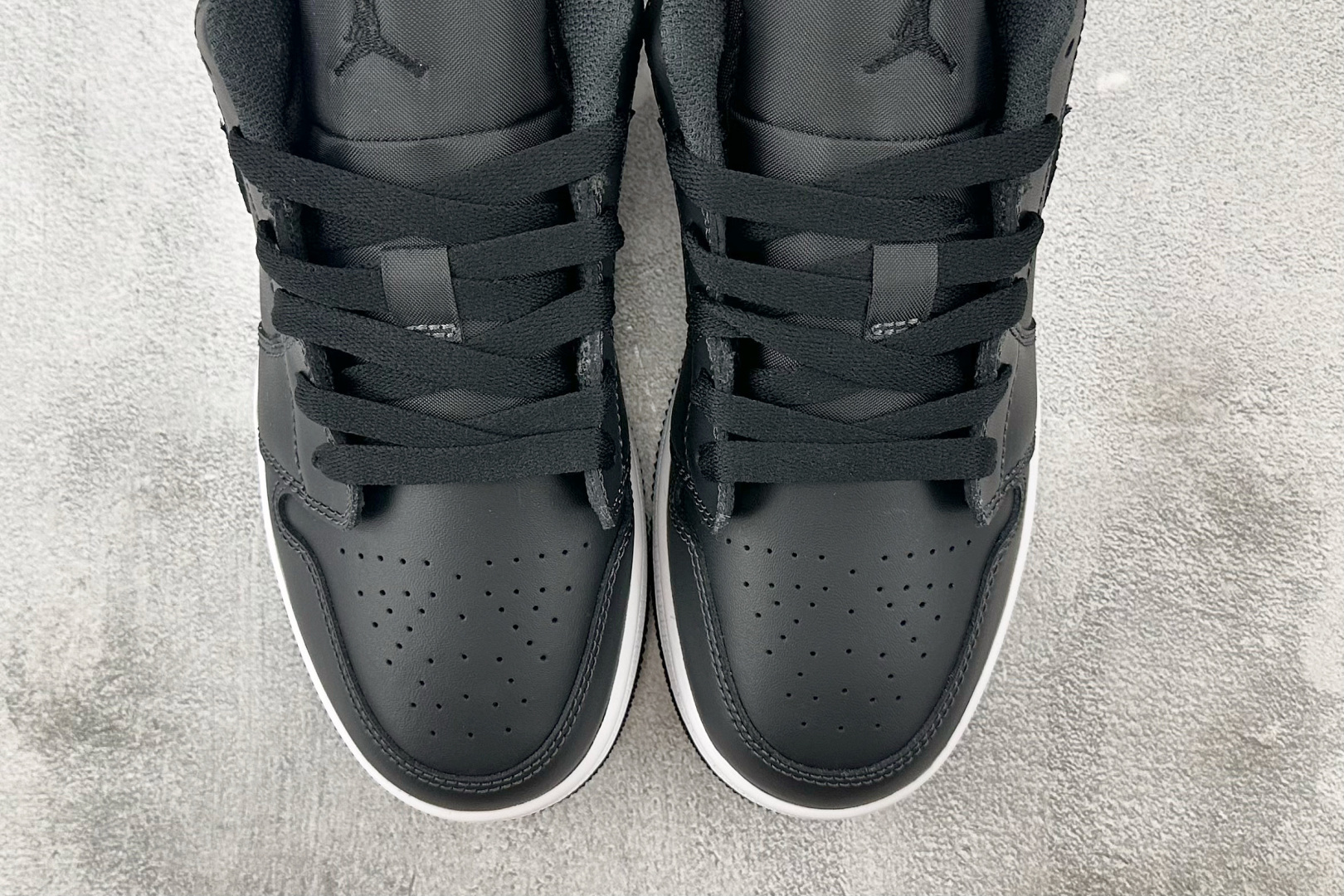 Jordan Air Jordan 1 low 黑色 FB9907-001 Jordan Air Jordan 1 low 黑色 FB9907-001