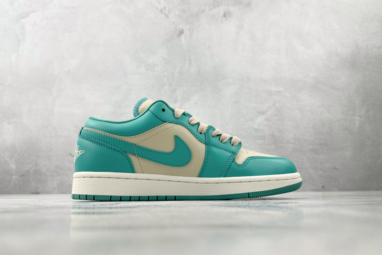 Jordan Air Jordan 1 low 蓝绿色 DC0774-131