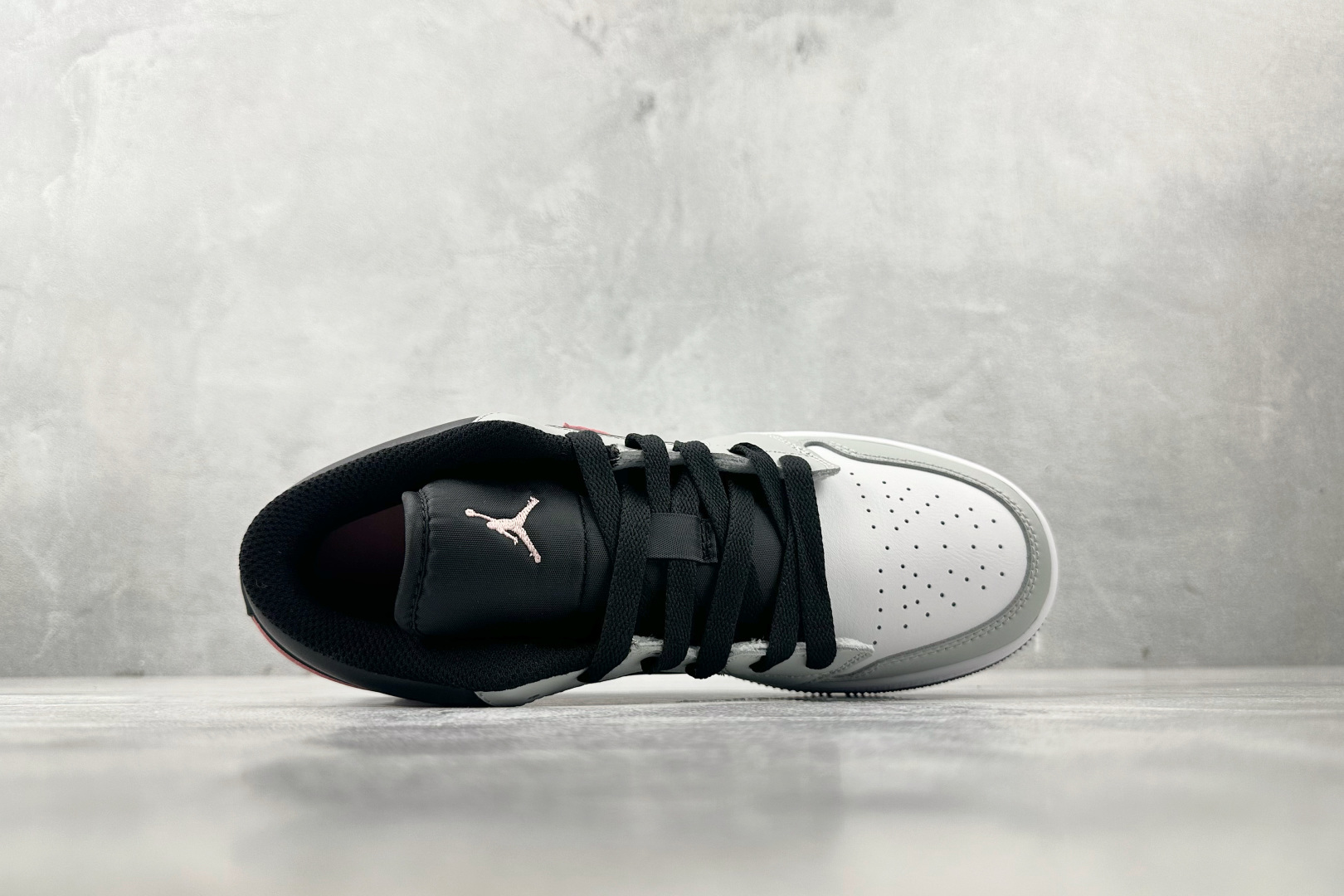Jordan Air Jordan 1 low 白黑粉 553558-062 Jordan Air Jordan 1 low 白黑粉 553558-062