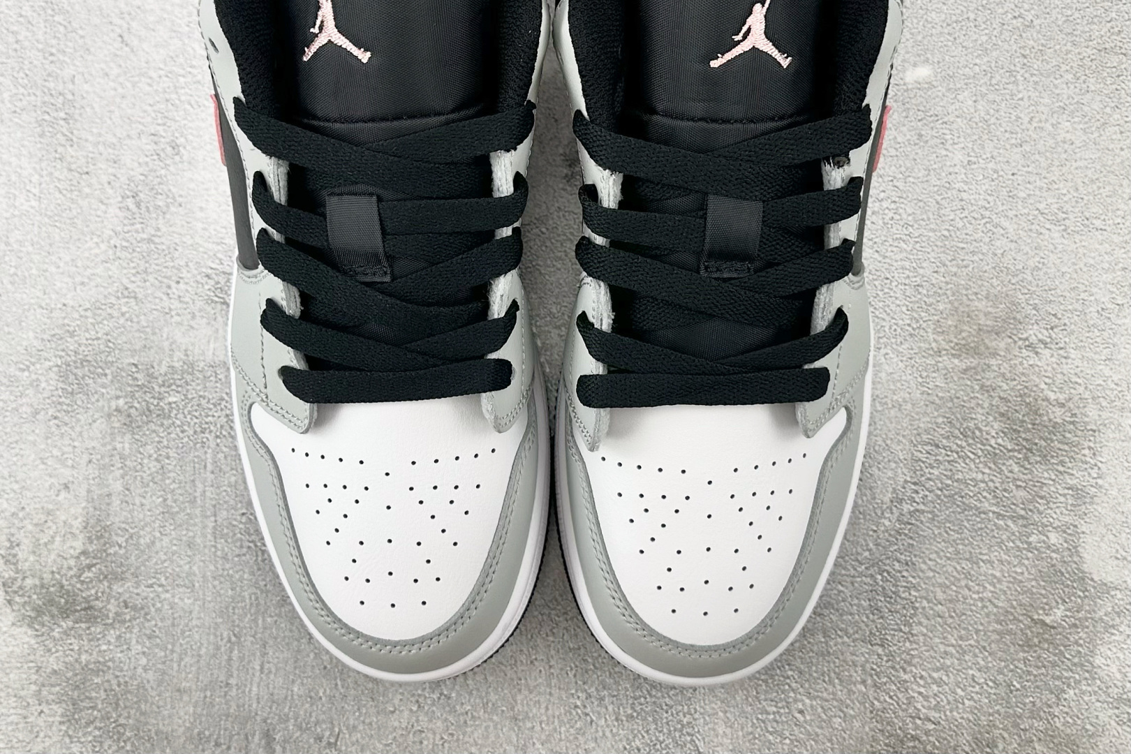 Jordan Air Jordan 1 low 白黑粉 553558-062 Jordan Air Jordan 1 low 白黑粉 553558-062