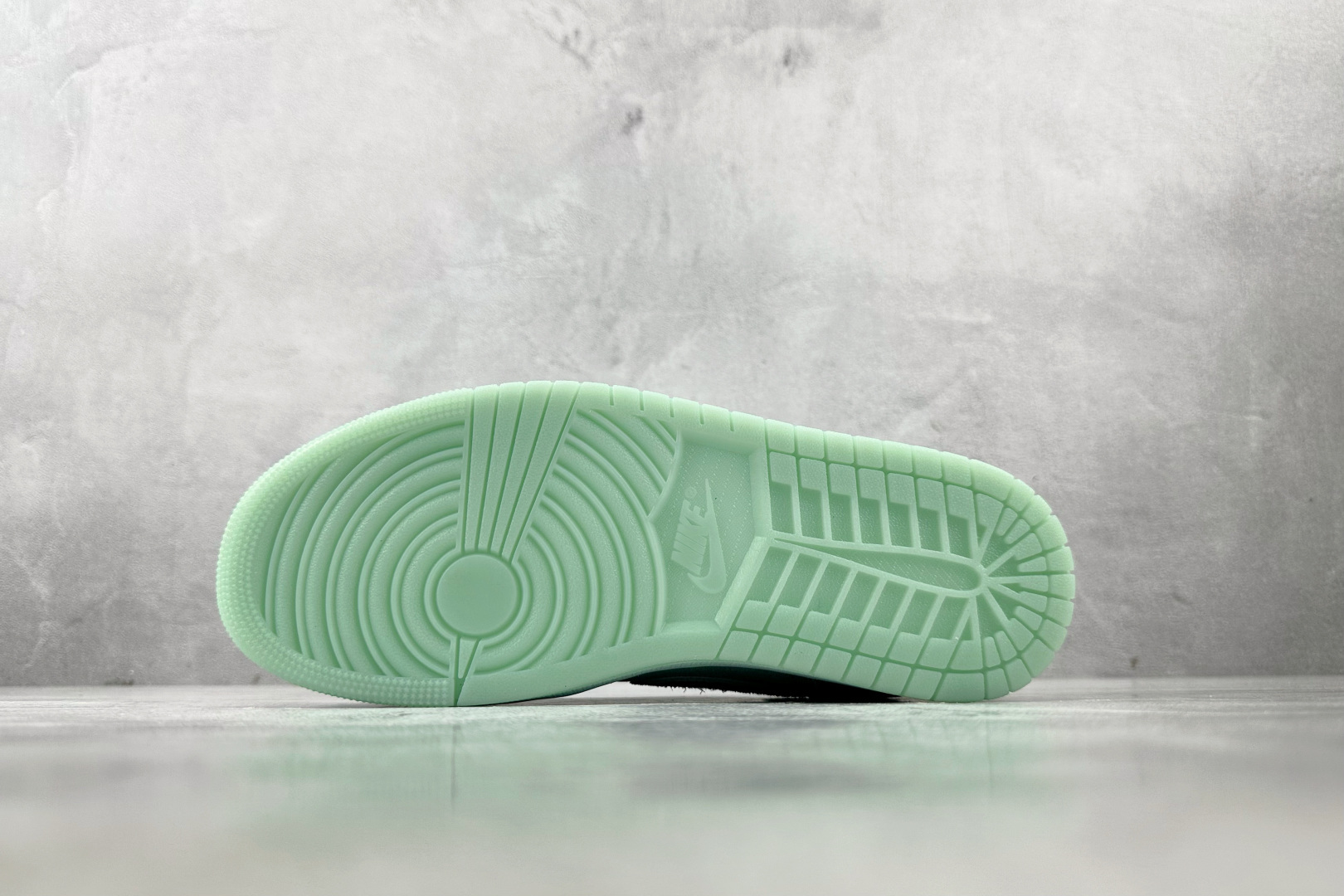 综合版 Jordan Air Jordan 1 Low OG”Washed Teal”蓝绿色 HQ8111-300