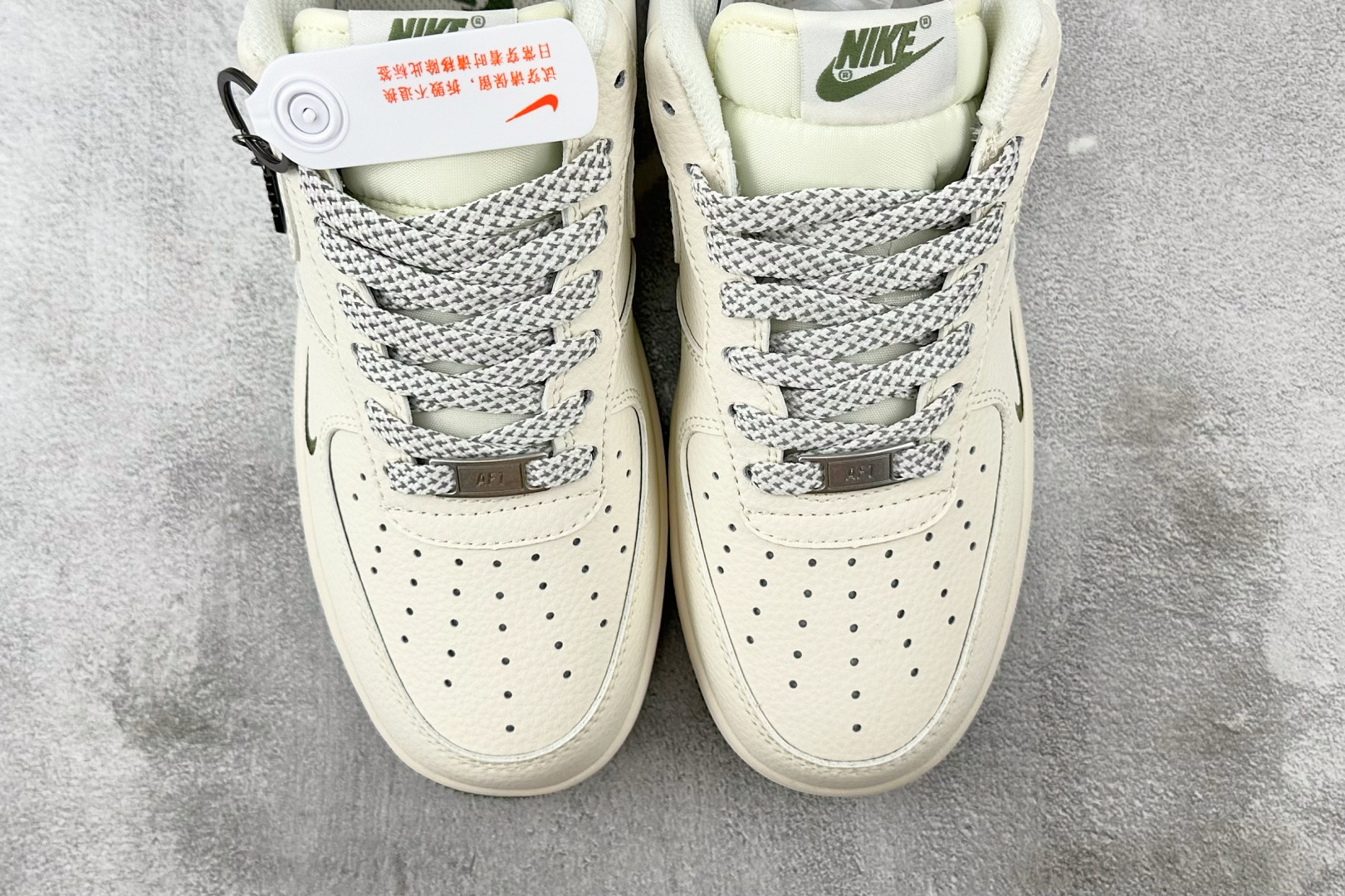 Nike Air Force 1'07 NIKE 联名 米白 XX3168-182